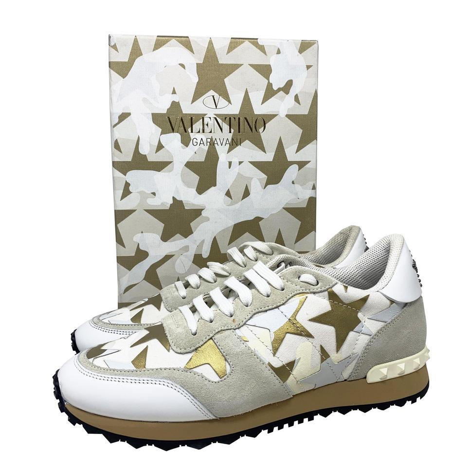NEW Valentino White Brown Star Studded Leather Rubber Sneaker For Sale 4
