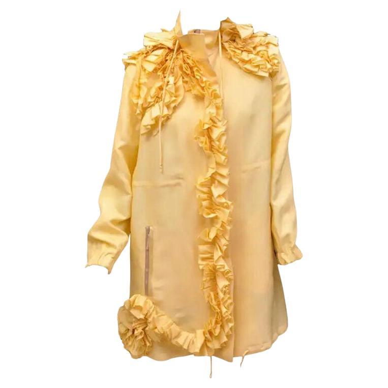 New Valentino Yellow 100% Silk Coat Size US 6 For Sale