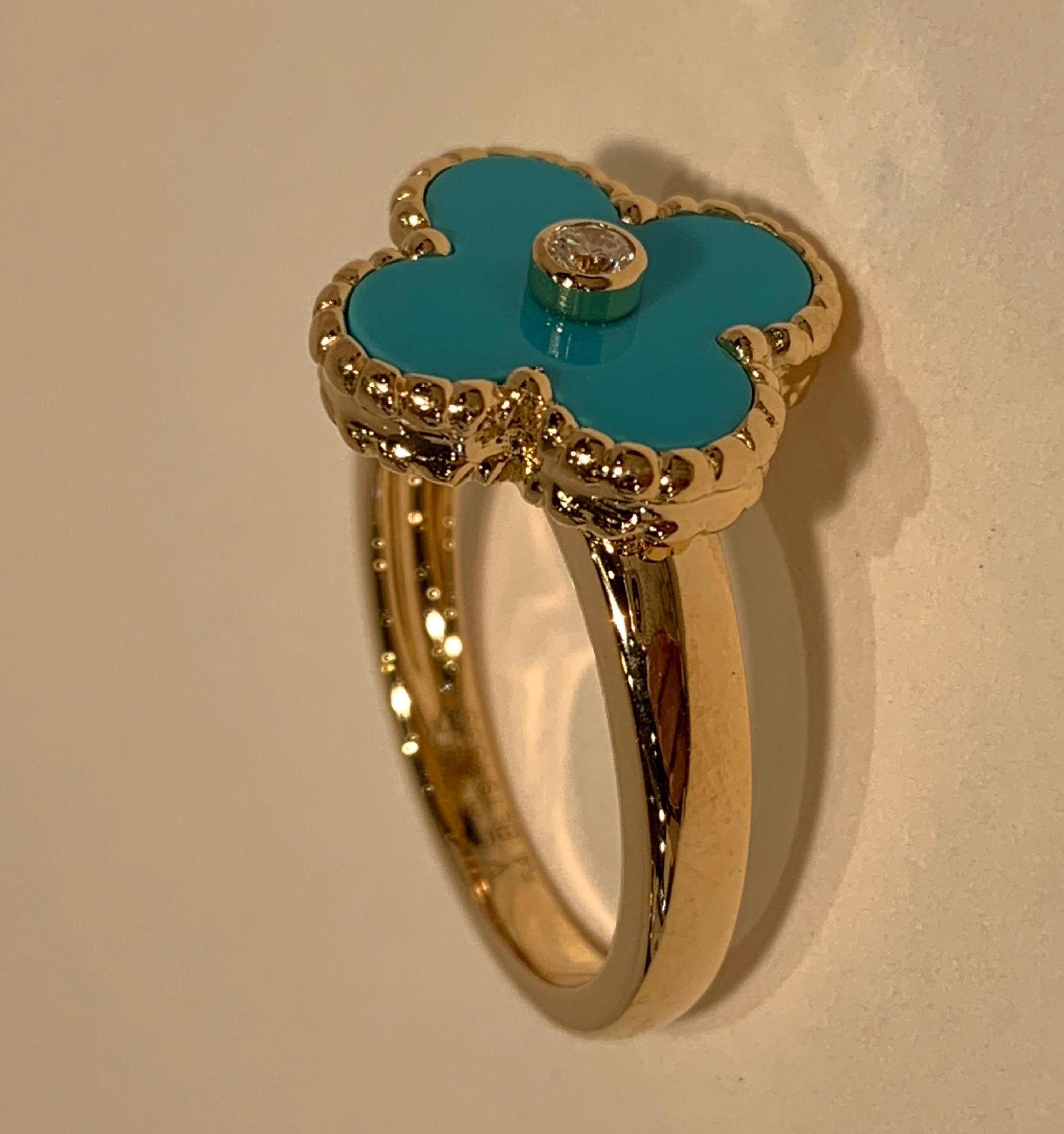 Contemporary New Van Cleef & Arpels Vintage Alhambra Collection Diamond Turquoise Flower Ring