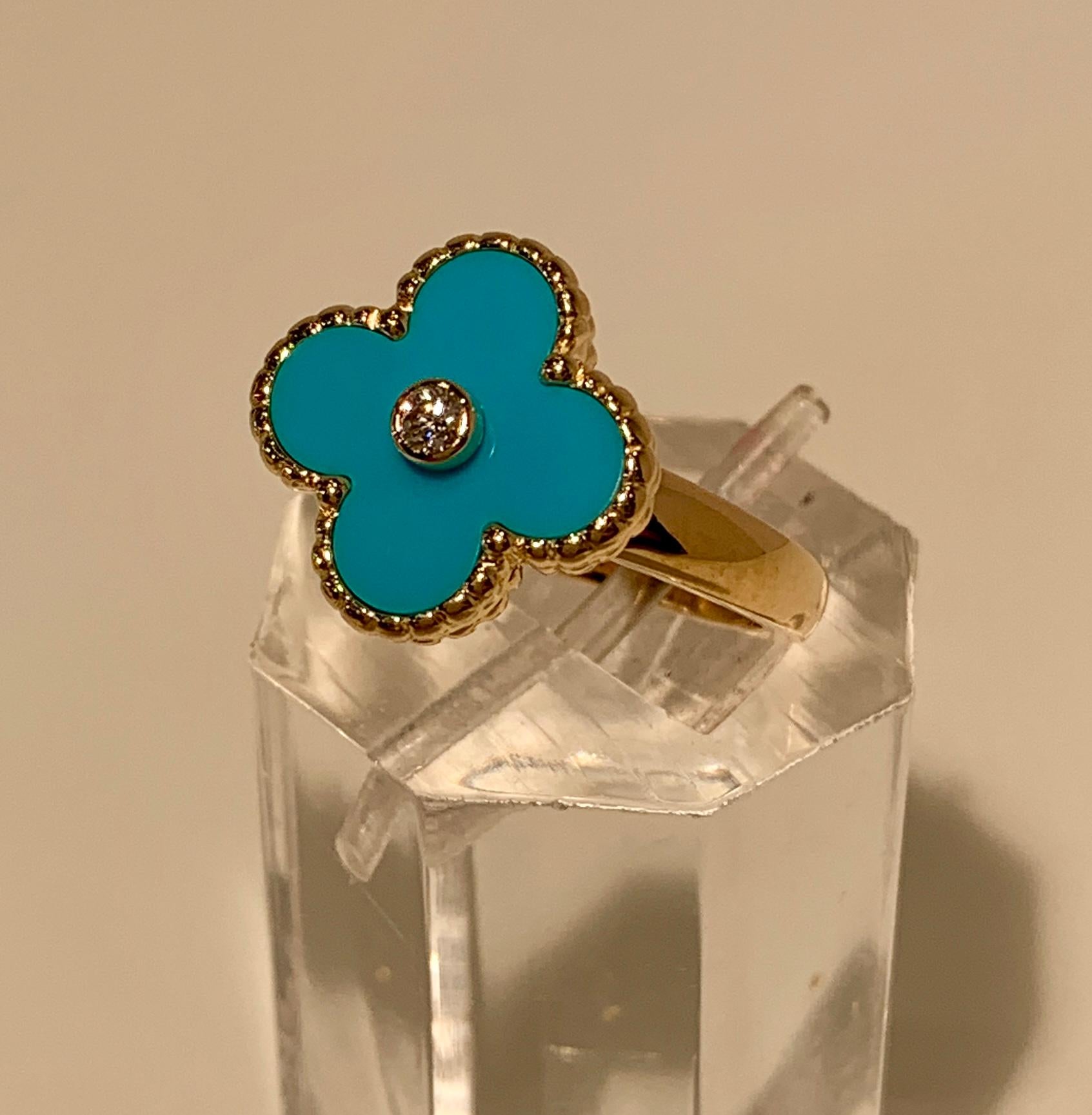 New Van Cleef & Arpels Vintage Alhambra Collection Diamond Turquoise Flower Ring In Excellent Condition In Tustin, CA