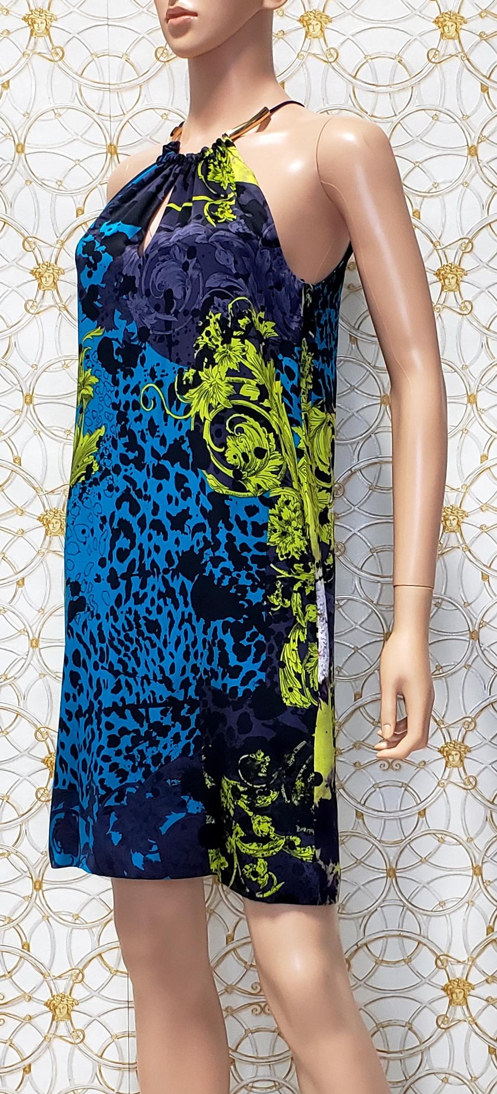 New Versace 100% Silk Barocco Animal Wild Patch Printed Mini Dress Size 38 For Sale 1
