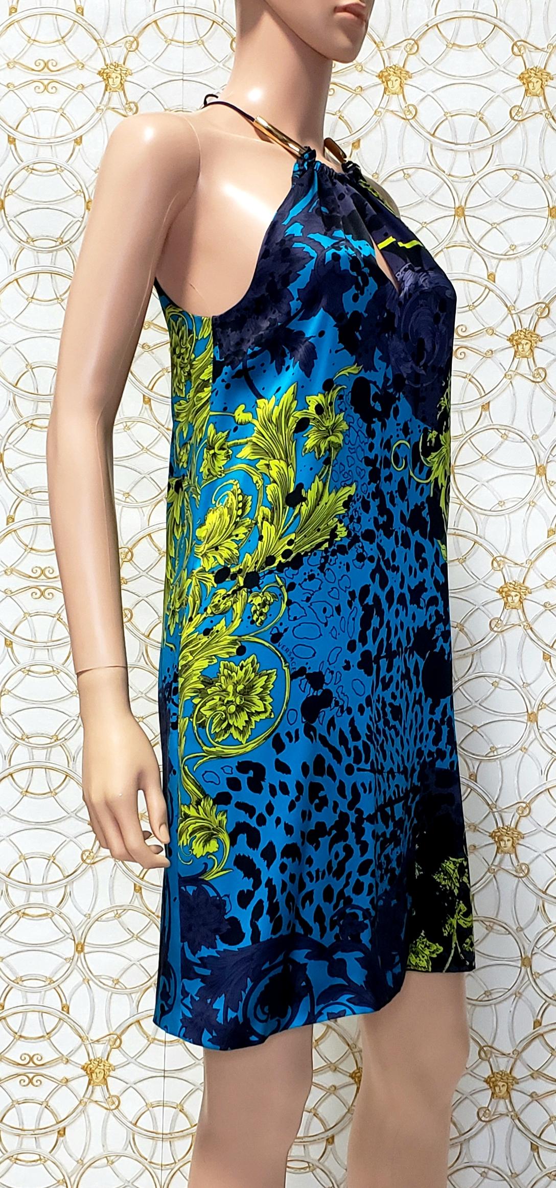 New Versace 100% Silk Barocco Animal Wild Patch Printed Mini Dress Size 38 For Sale 5