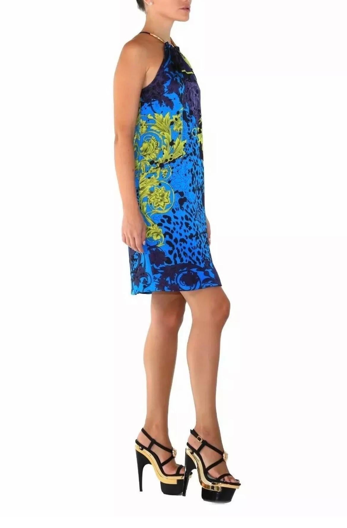 Neu Versace 100% Seide Barock Tier Wild Patch bedrucktes Minikleid 38 (Blau) im Angebot
