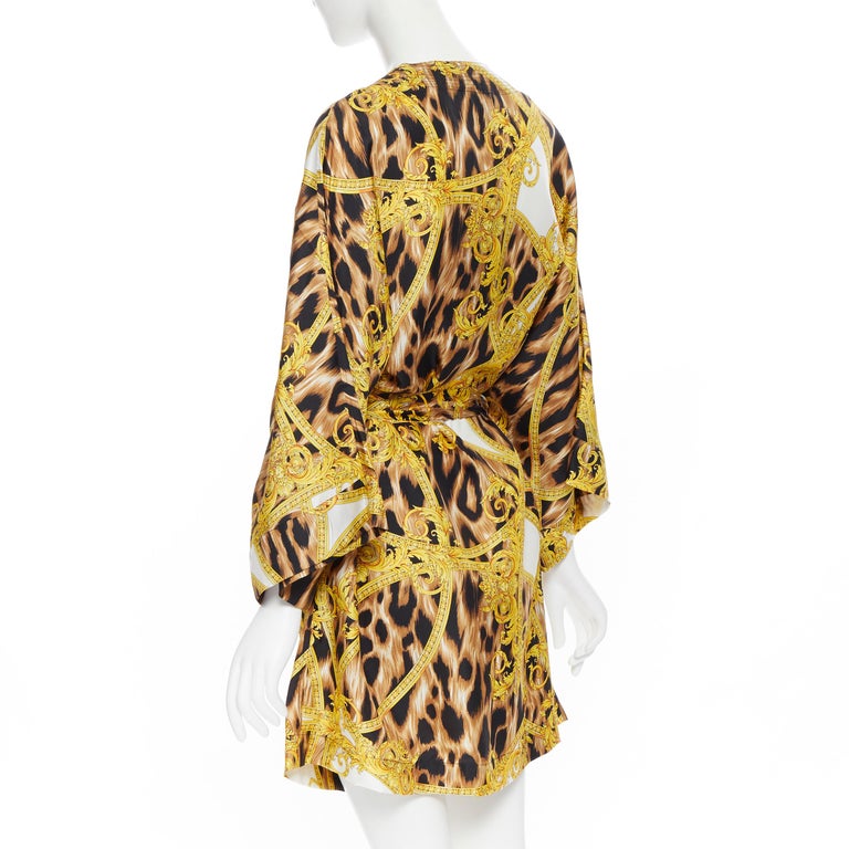 VERSACE 100% silk brown leopard gold Medusa barocco print kimono robe M For Sale at 1stDibs versace kimono, kimono robe