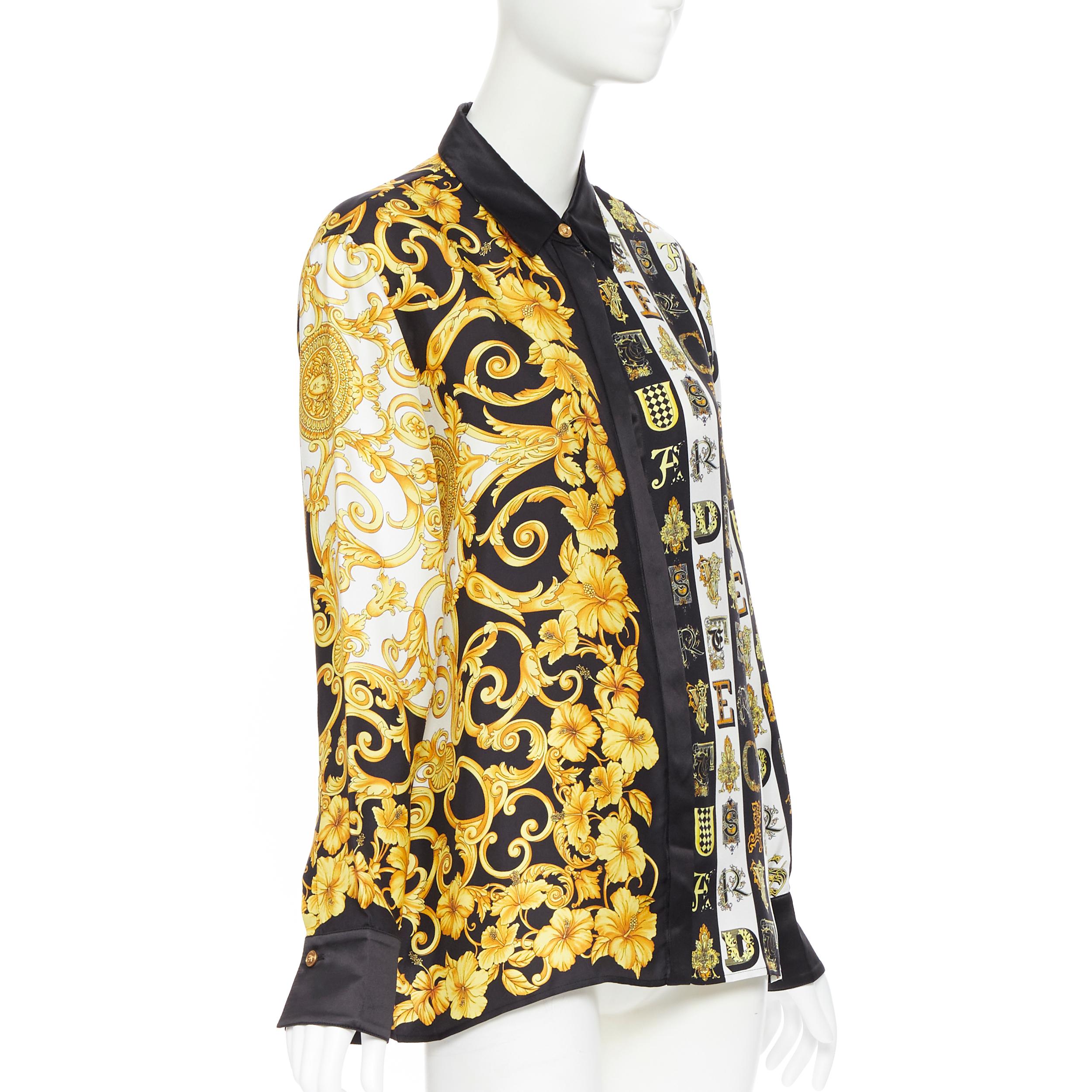 new VERSACE 100% silk gold black Hibiscus Baroque Virtus Alphabet shirt IT44 L In New Condition In Hong Kong, NT