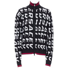 Neu VERSACE 100% Wolle Schwarz bold Logo Jacquard Rot beschnittene Strickjacke IT56 4XL