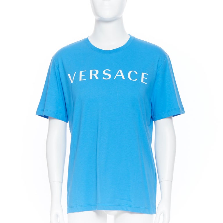 new VERSACE 2018 blue vintage 90's logo front Medusa print slogan t ...