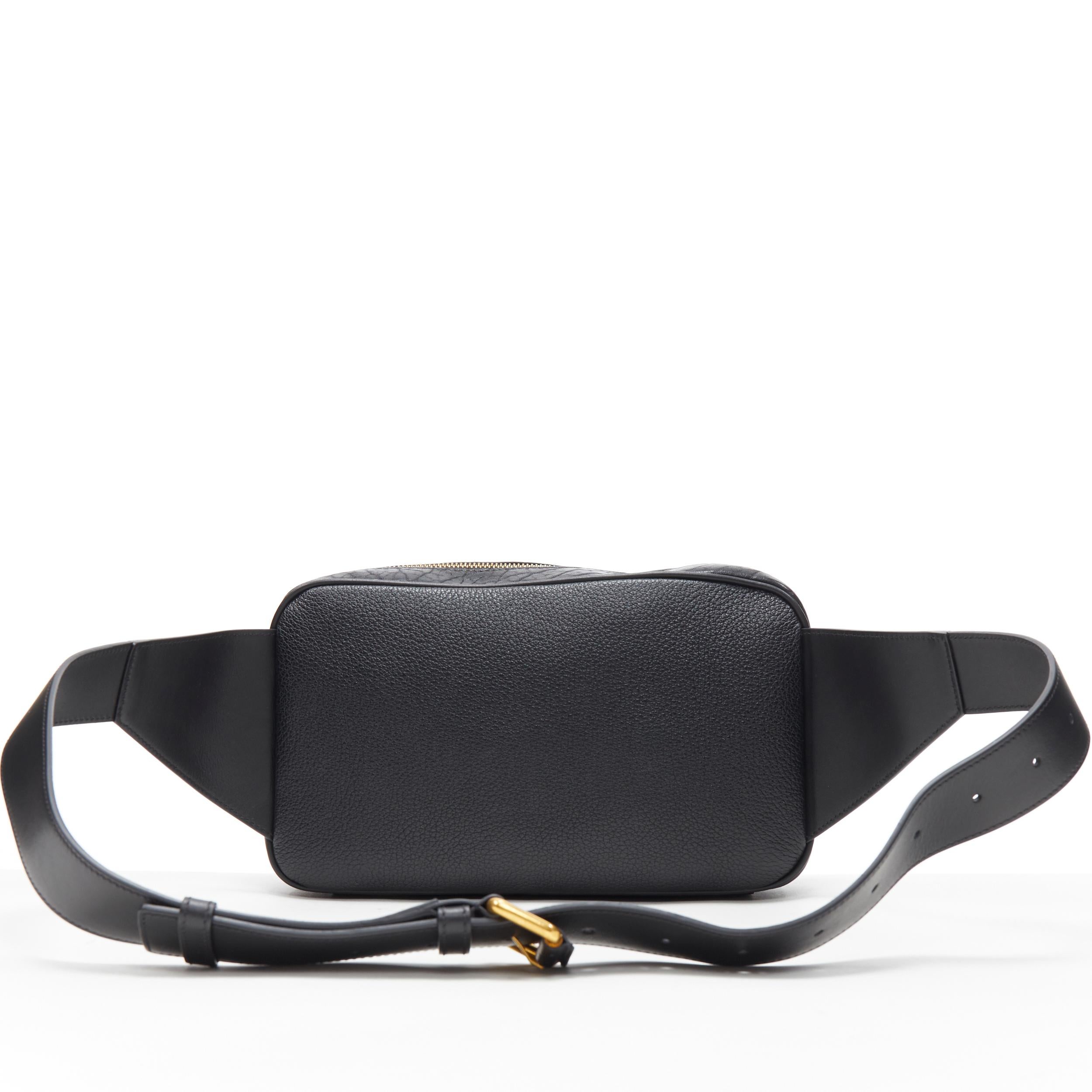 new VERSACE 2019 Runway black leather clasp buckle Medusa crossbody belt bag In New Condition In Hong Kong, NT