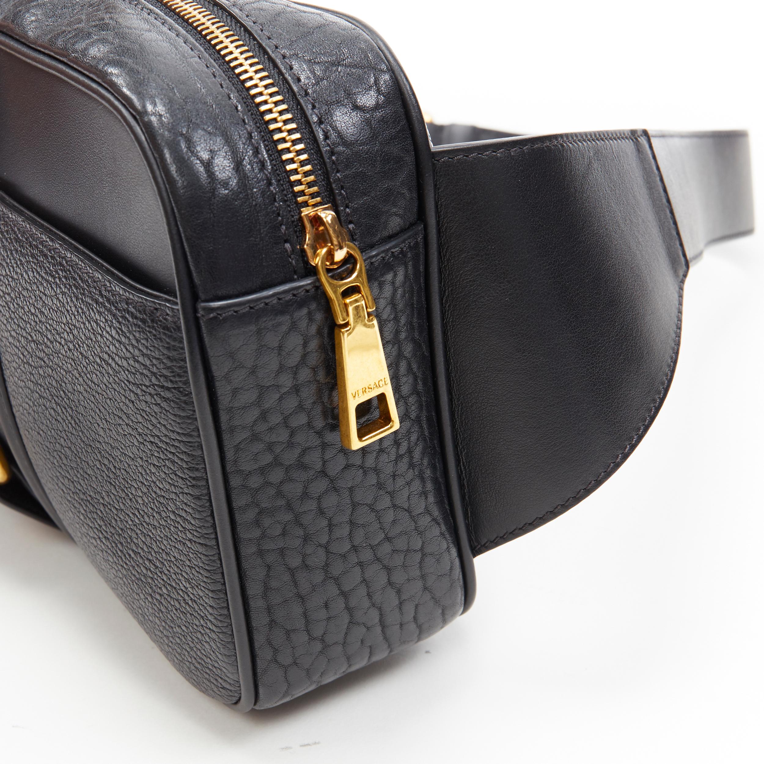 new VERSACE 2019 Runway black leather clasp buckle Medusa crossbody belt bag For Sale 4