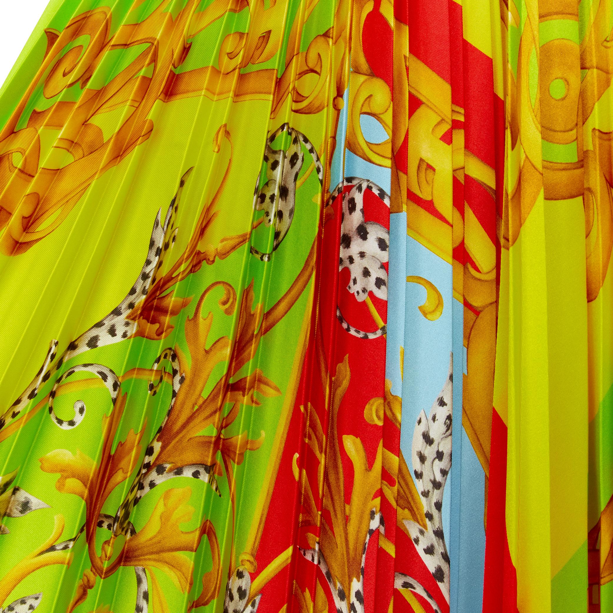 new VERSACE 2020 Barocco Acanthus Pop Medusa button pleated midi skirt XS IT38 3