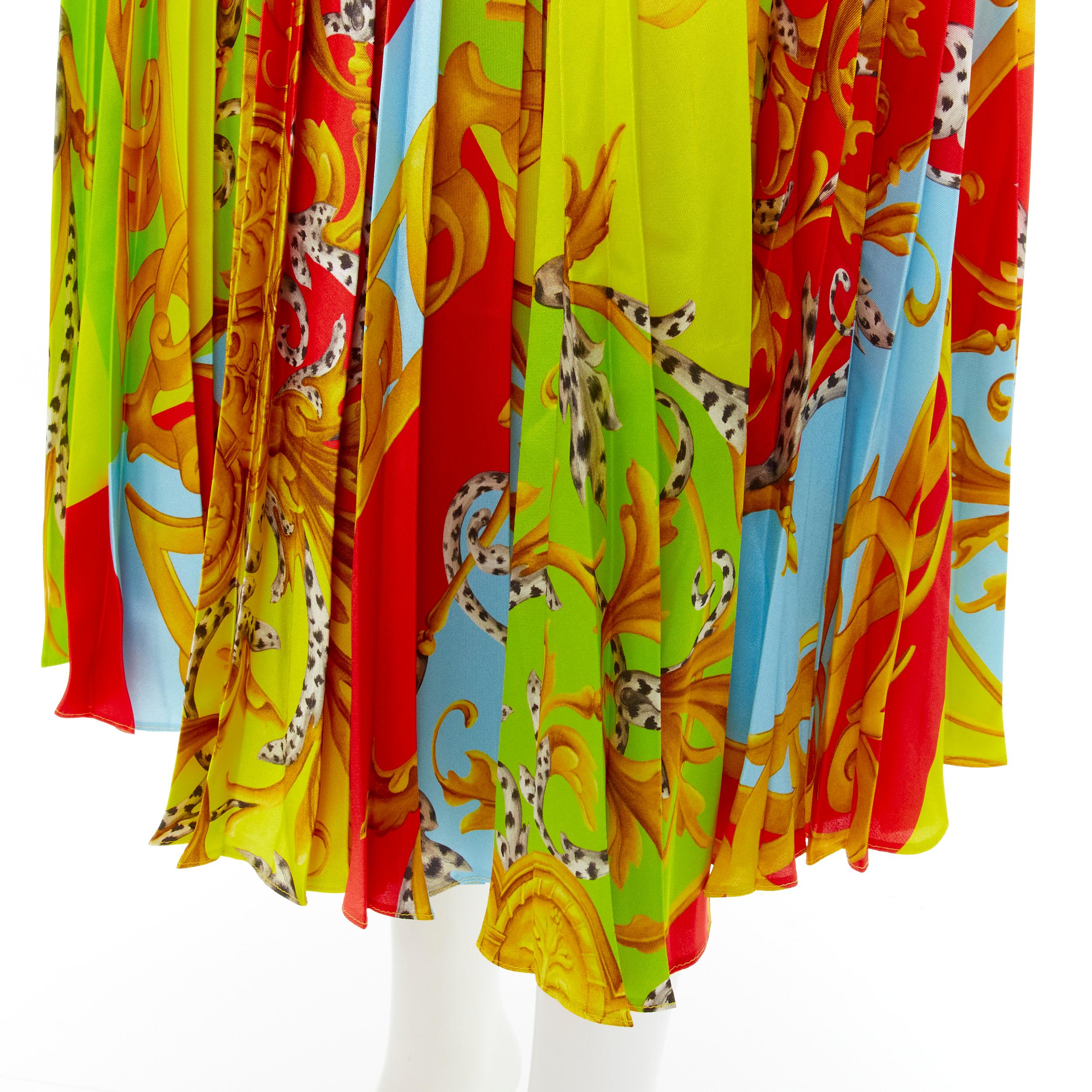 new VERSACE 2020 Barocco Acanthus Pop Medusa button pleated midi skirt XS IT38 4