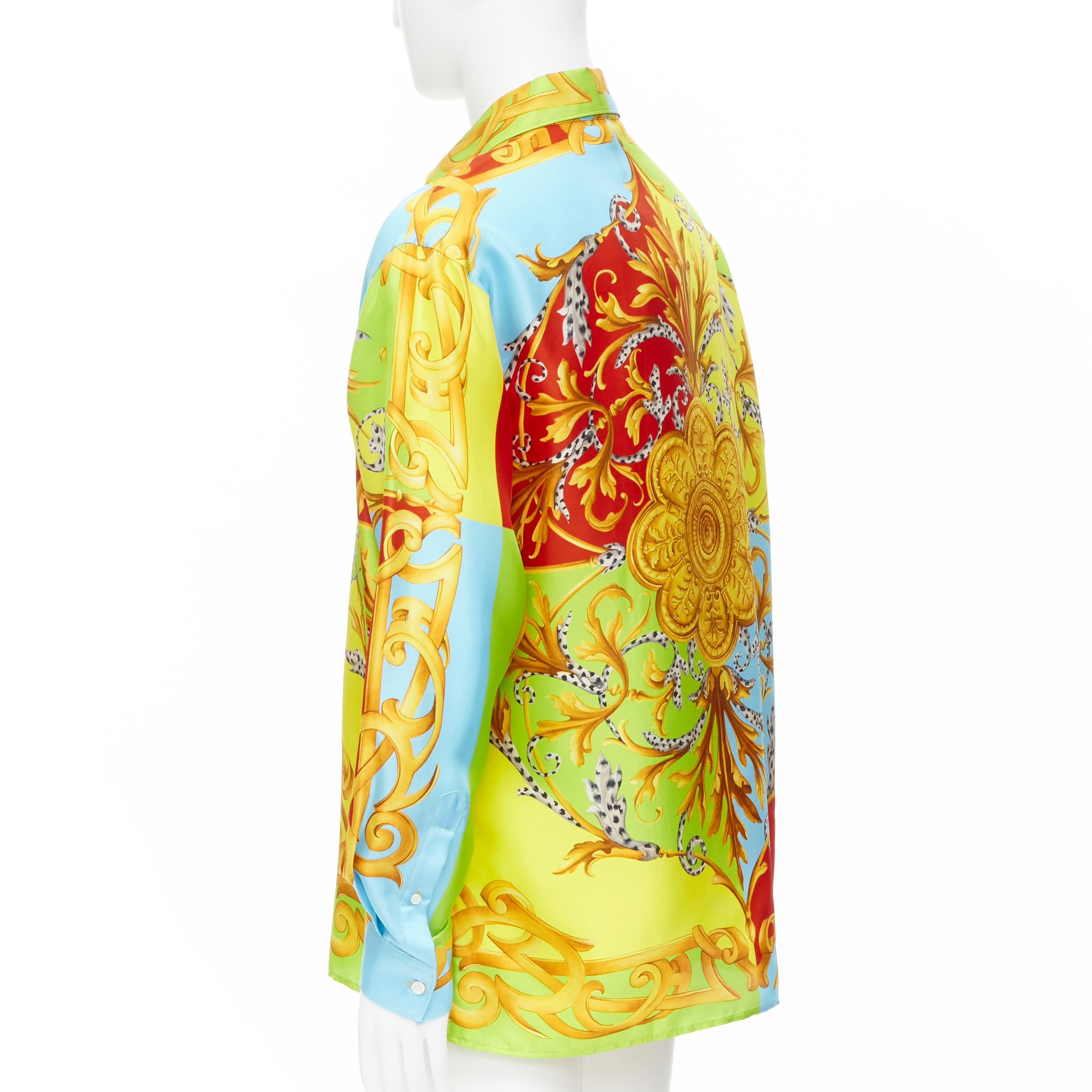new VERSACE 2020 Barocco Acanthus Pop Print Limited silk shirt EU39 S In New Condition For Sale In Hong Kong, NT