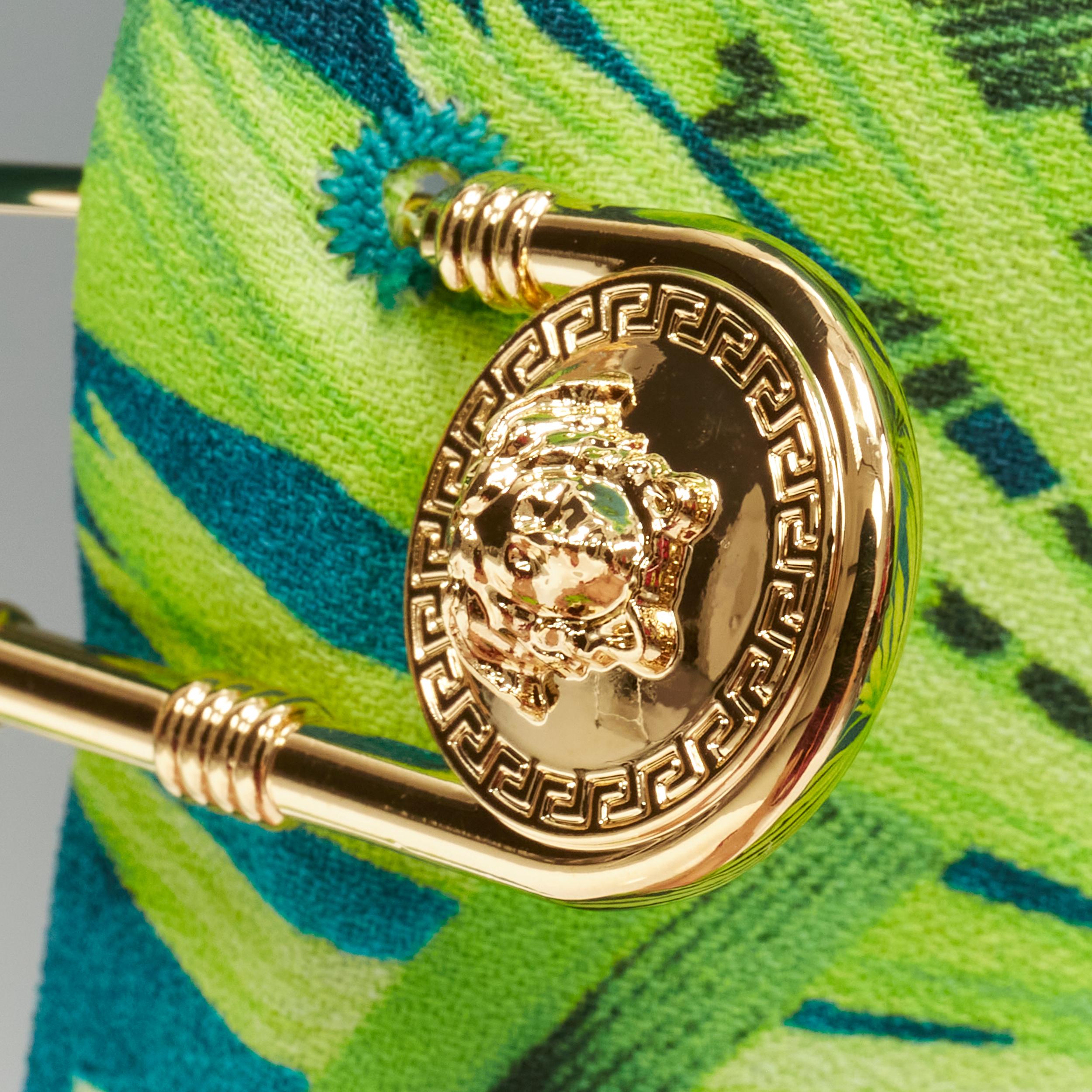 new VERSACE 2020 green Jungle print gold Medusa safety pin mini skirt IT40 S 3