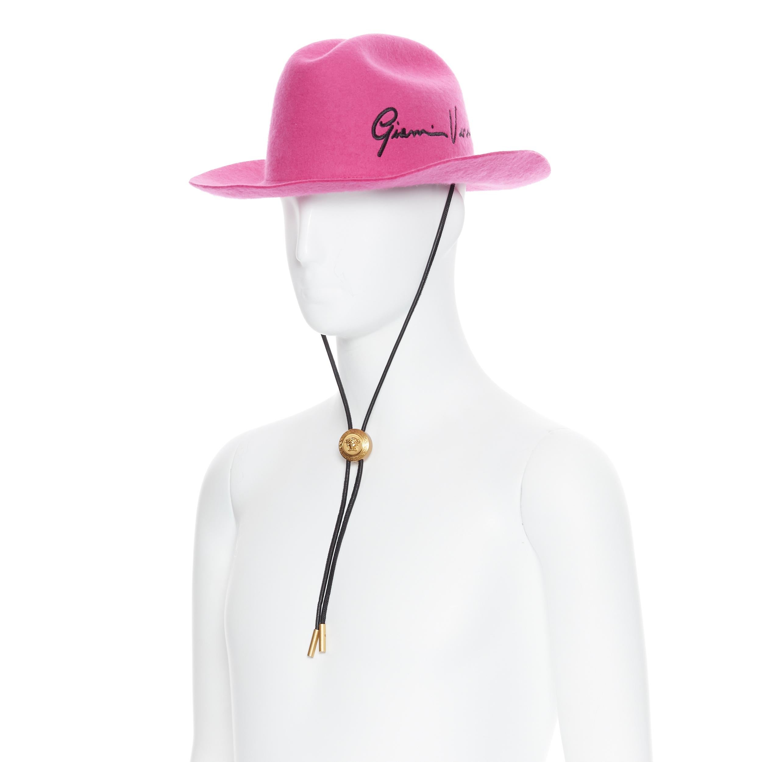 new VERSACE 2020 Runway Gianni GV Signature pink wool Medusa cowboy hat EU58 In New Condition In Hong Kong, NT