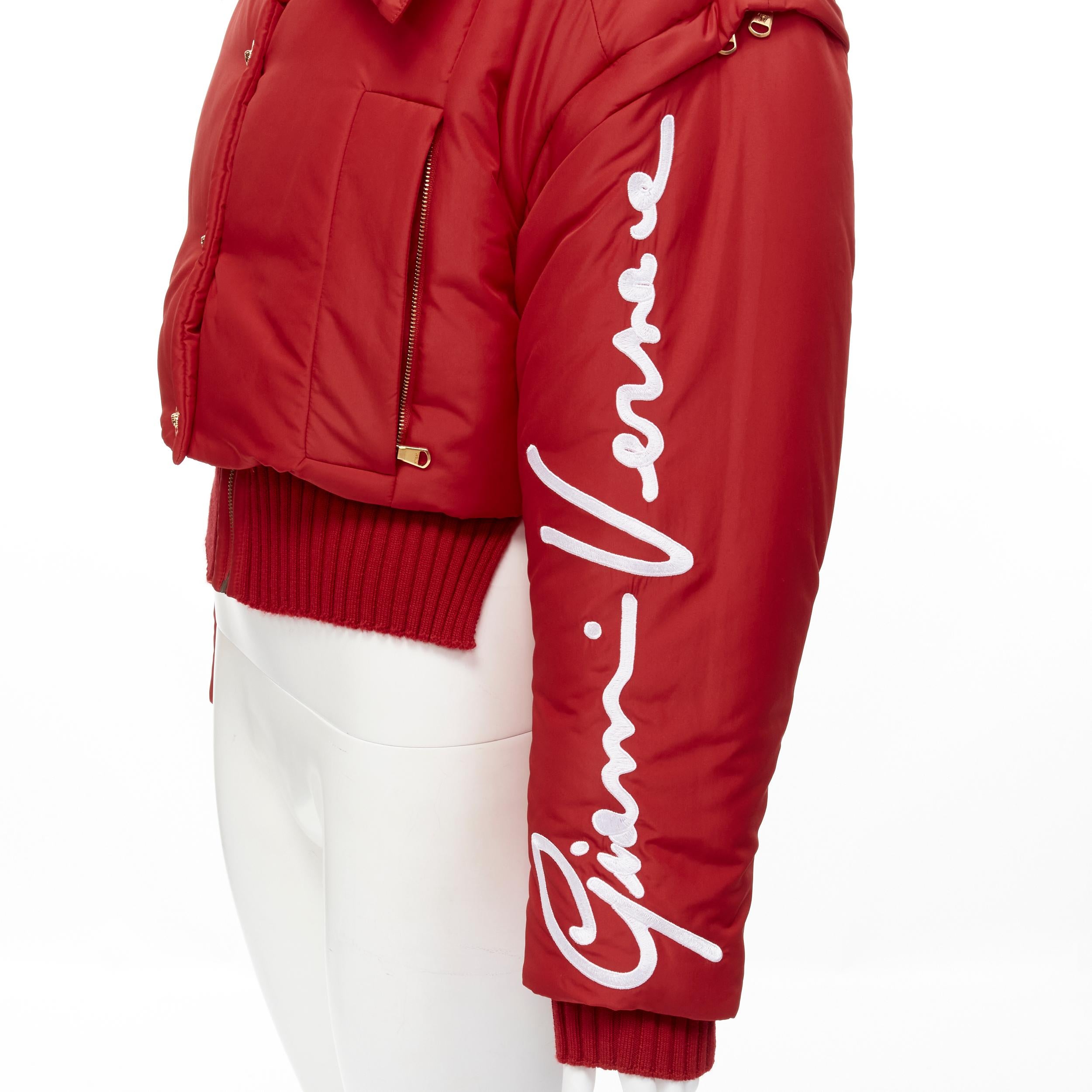 Women's new VERSACE 2020 Runway Gianni red goose down Medusa cropped puffer IT38 XS