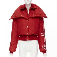 new VERSACE 2020 Runway Gianni red goose down Medusa cropped puffer IT38 XS