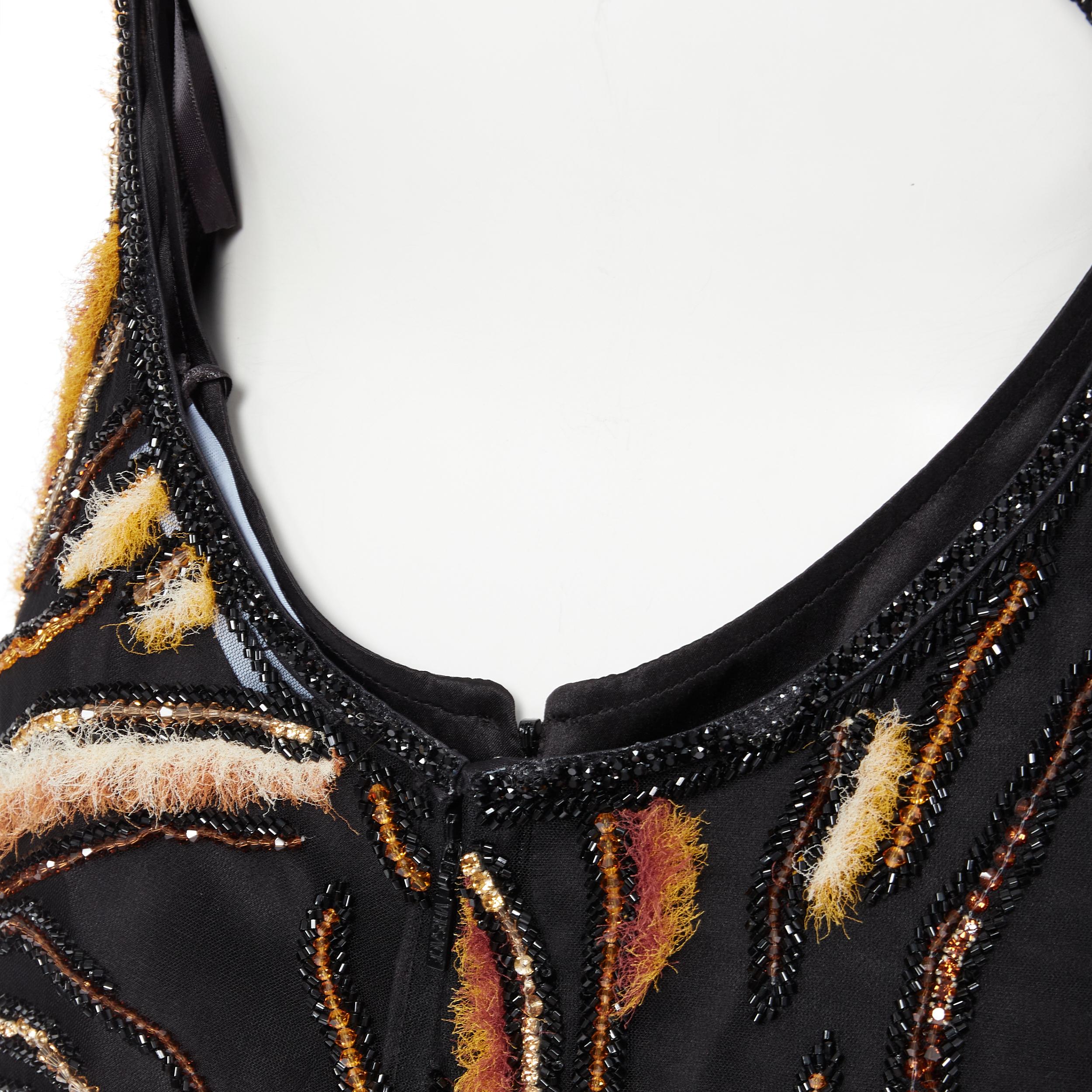 Versace - Robe de défilé Virtus avec perles et ornements animaliers, neuve, taille IT 42, 7800 $, 2020 en vente 5