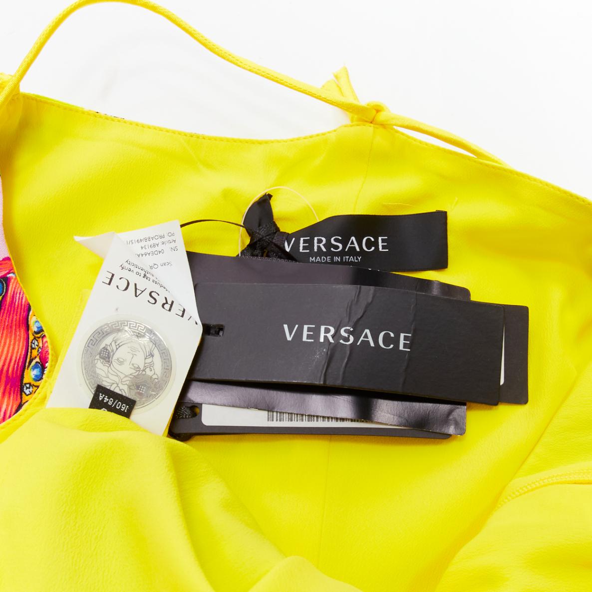 new VERSACE 2020 Tresor De La Mer signature starfish print yellow dress IT38 XS For Sale 4