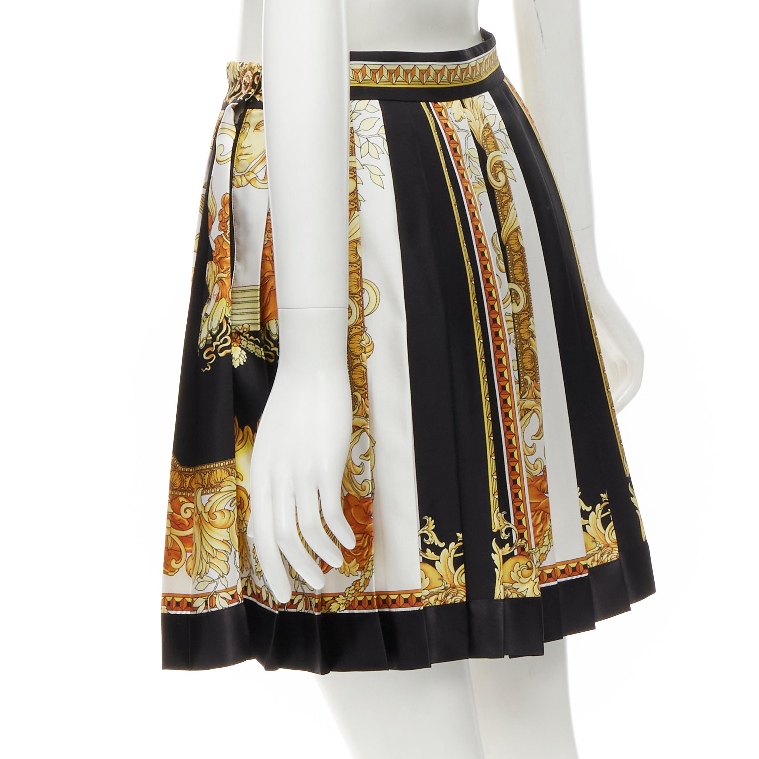new VERSACE 2021 Renaissance Barocco black gold silk pleated skirt IT40 S For Sale 1