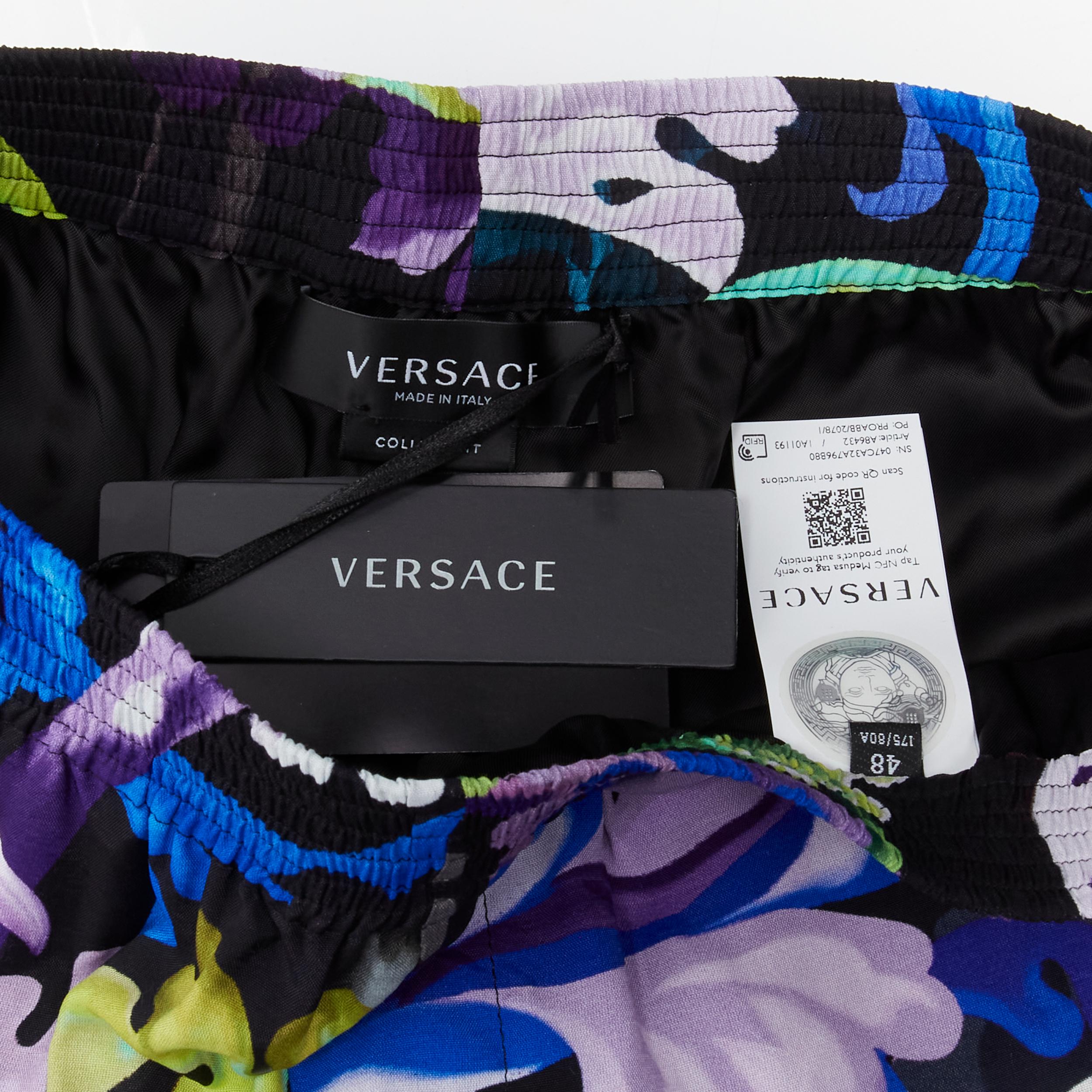 new VERSACE 2021 Runway Baroccoflage colorful baroque wide shorts IT46 S For Sale 4
