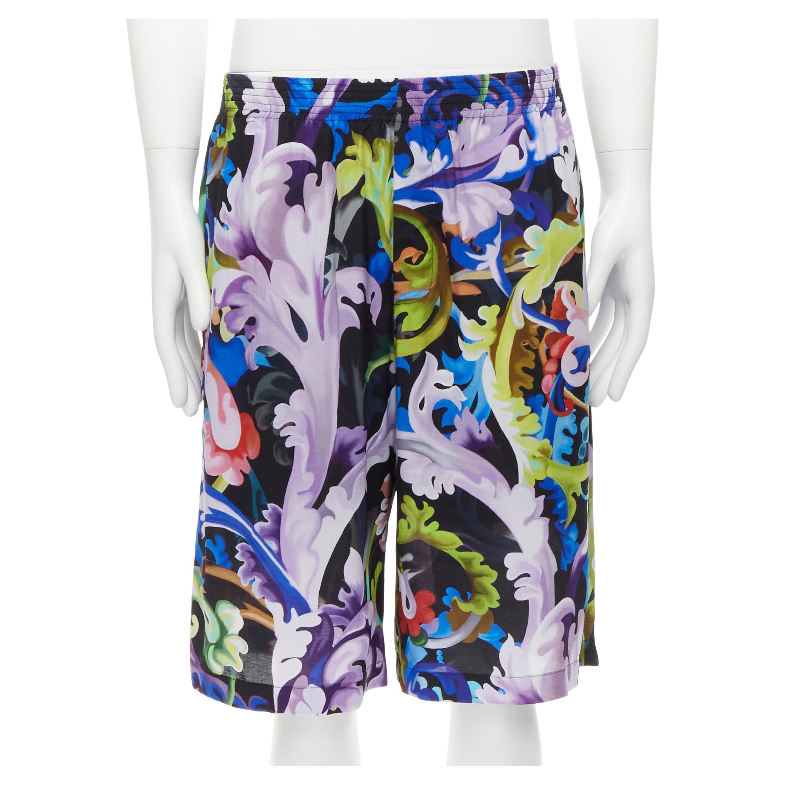 new VERSACE 2021 Runway Baroccoflage floral baroque wide shorts IT50 L For Sale