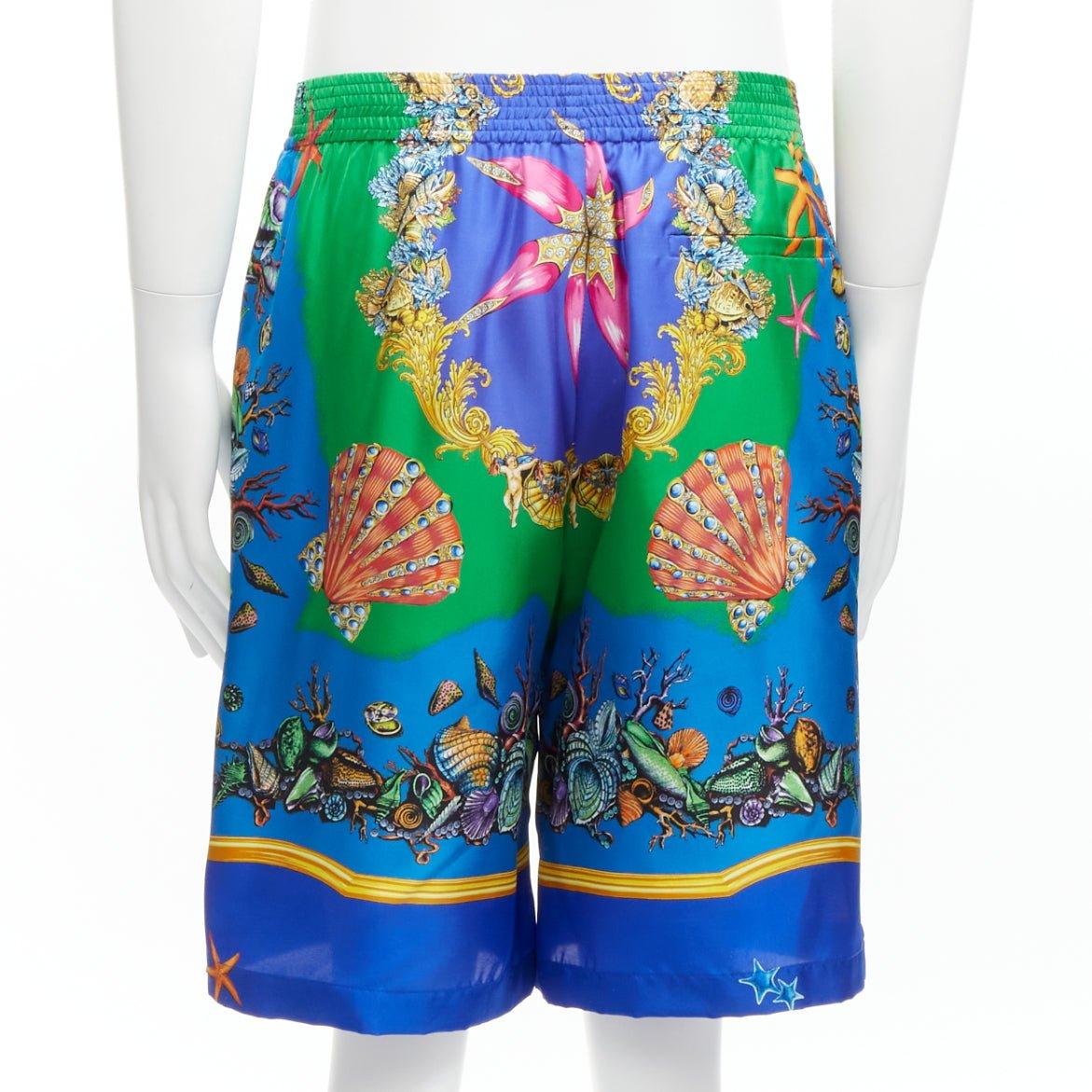 Men's new VERSACE 2021 Tresor De La Mer blue seashell print 100% silk shorts IT46 S For Sale