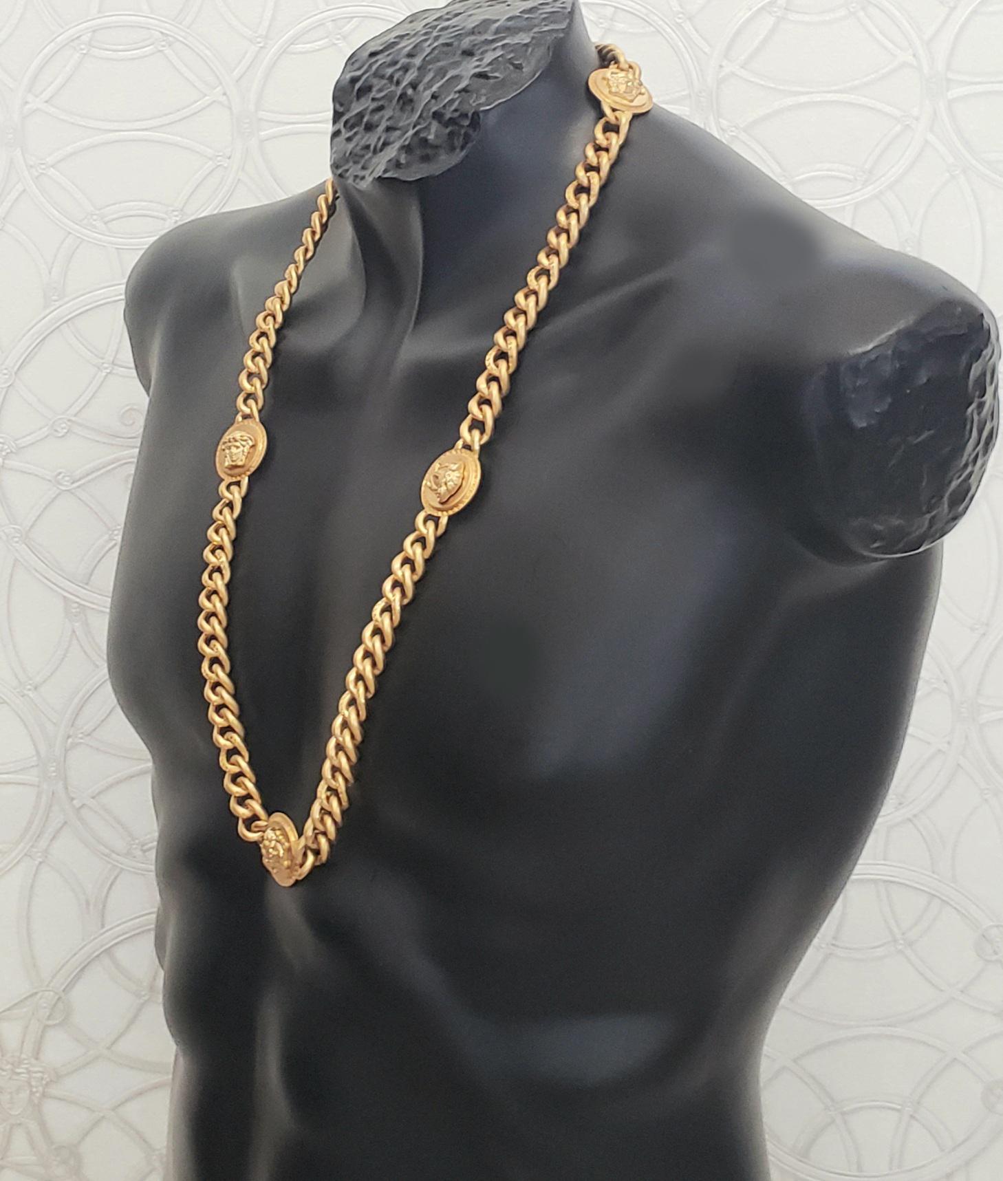 versace medusa chain necklace