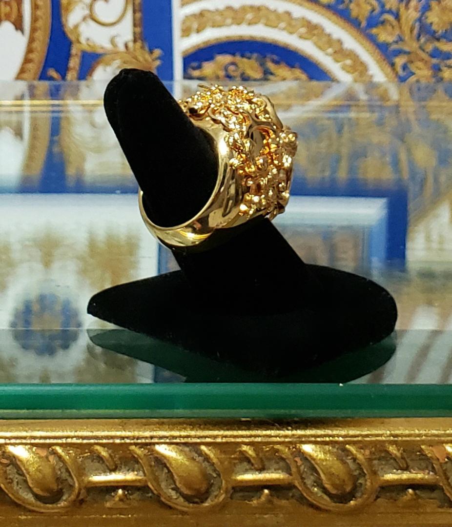 Women's or Men's NEW VERSACE 24K GOLD PLATED MEDUSA RING with BLACK size 7 as seen on Tyga