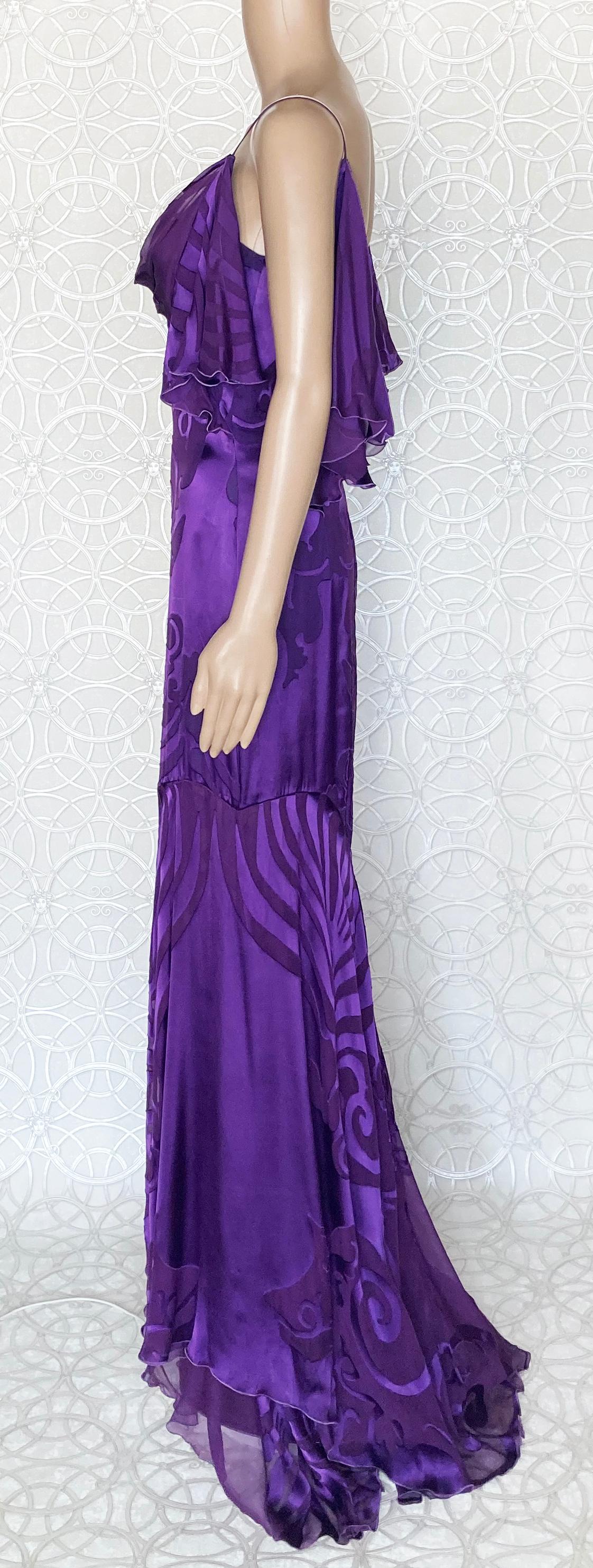 Pre-FALL 2011 Look # 5 VERSACE PURPLE FLORAL GOWN DRESS 38 - 2 In New Condition For Sale In Montgomery, TX
