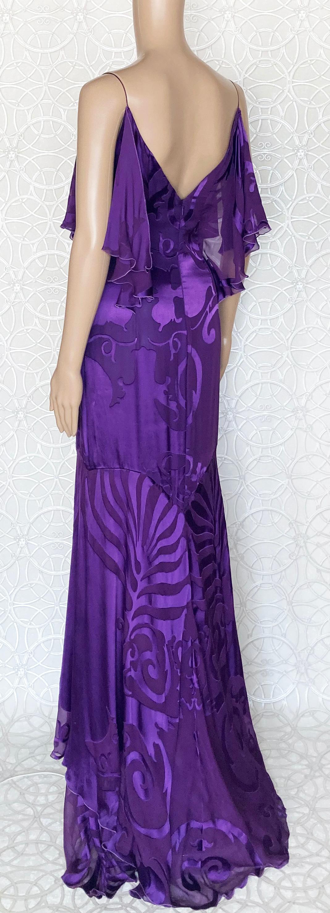 Women's Pre-FALL 2011 Look # 5 VERSACE PURPLE FLORAL GOWN DRESS 38 - 2 For Sale