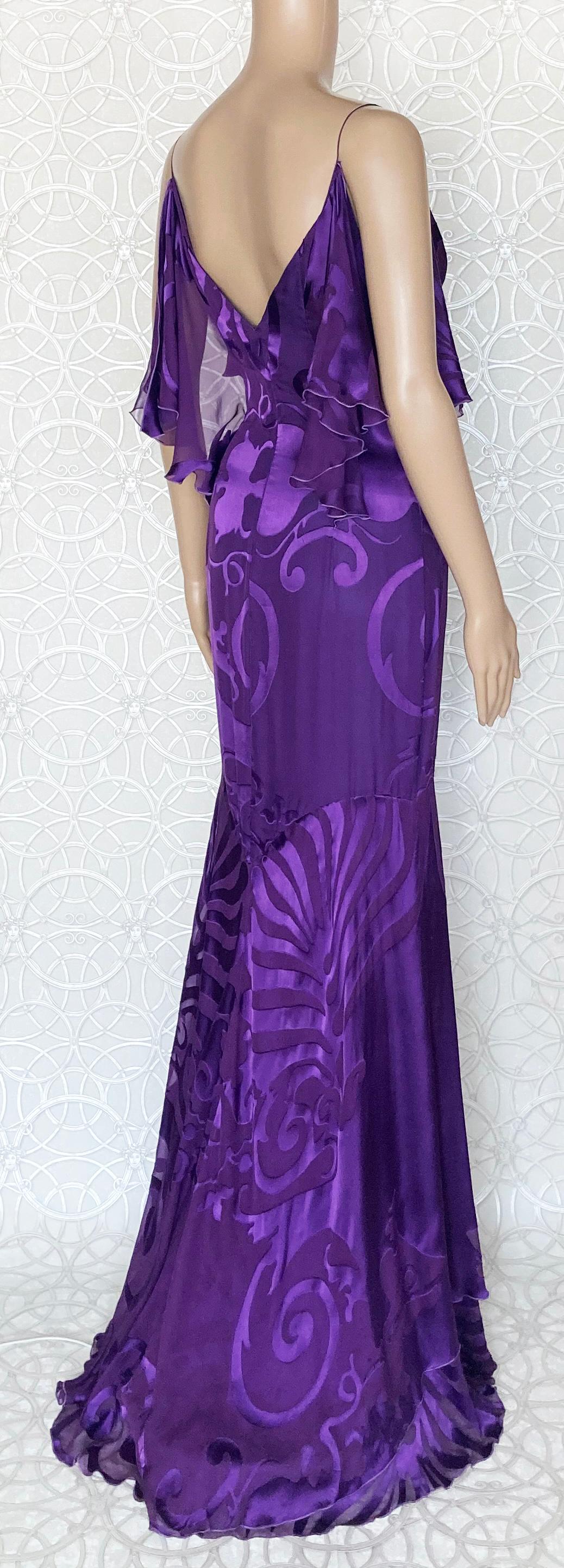 Pre-FALL 2011 Look # 5 VERSACE PURPLE FLORAL GOWN DRESS 38 - 2 For Sale 2