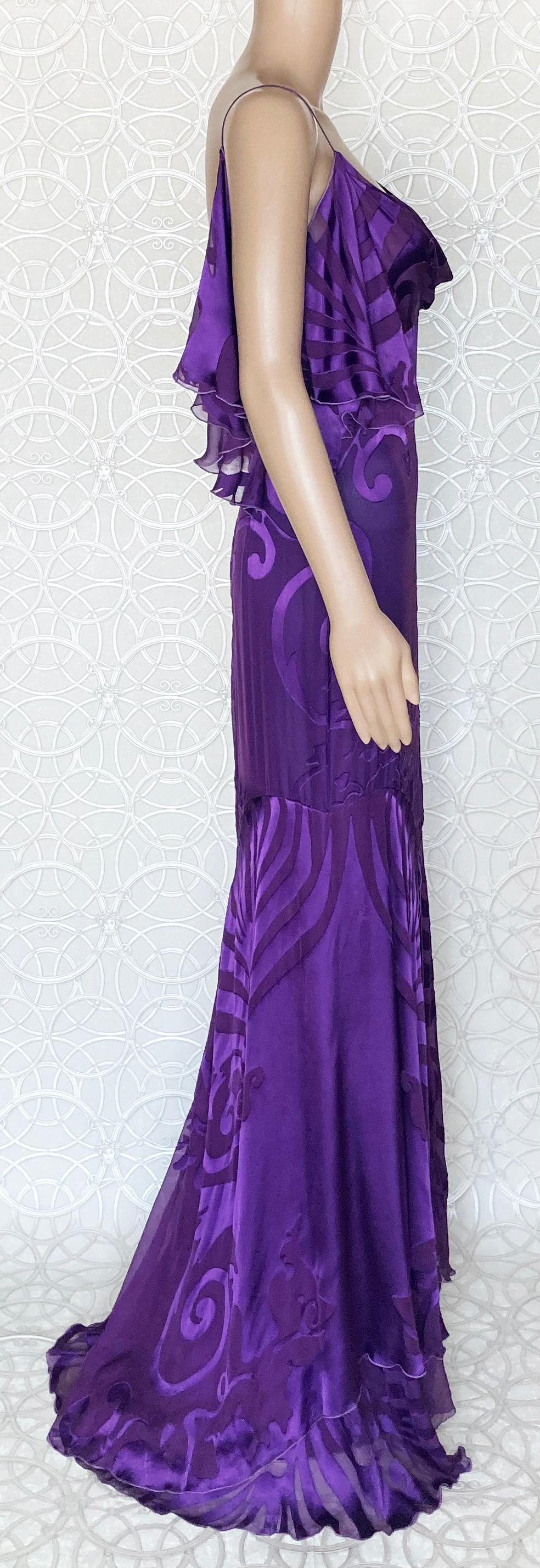 Pre-FALL 2011 Look # 5 VERSACE PURPLE FLORAL GOWN DRESS 38 - 2 For Sale 3