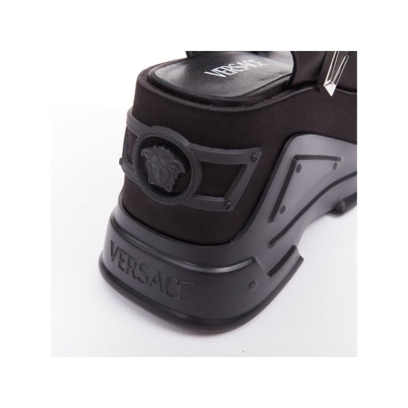 nuevo VERSACE Anthem 120 seda satinada Medusa hebilla plataforma sandalias gruesas EU37 en venta 4