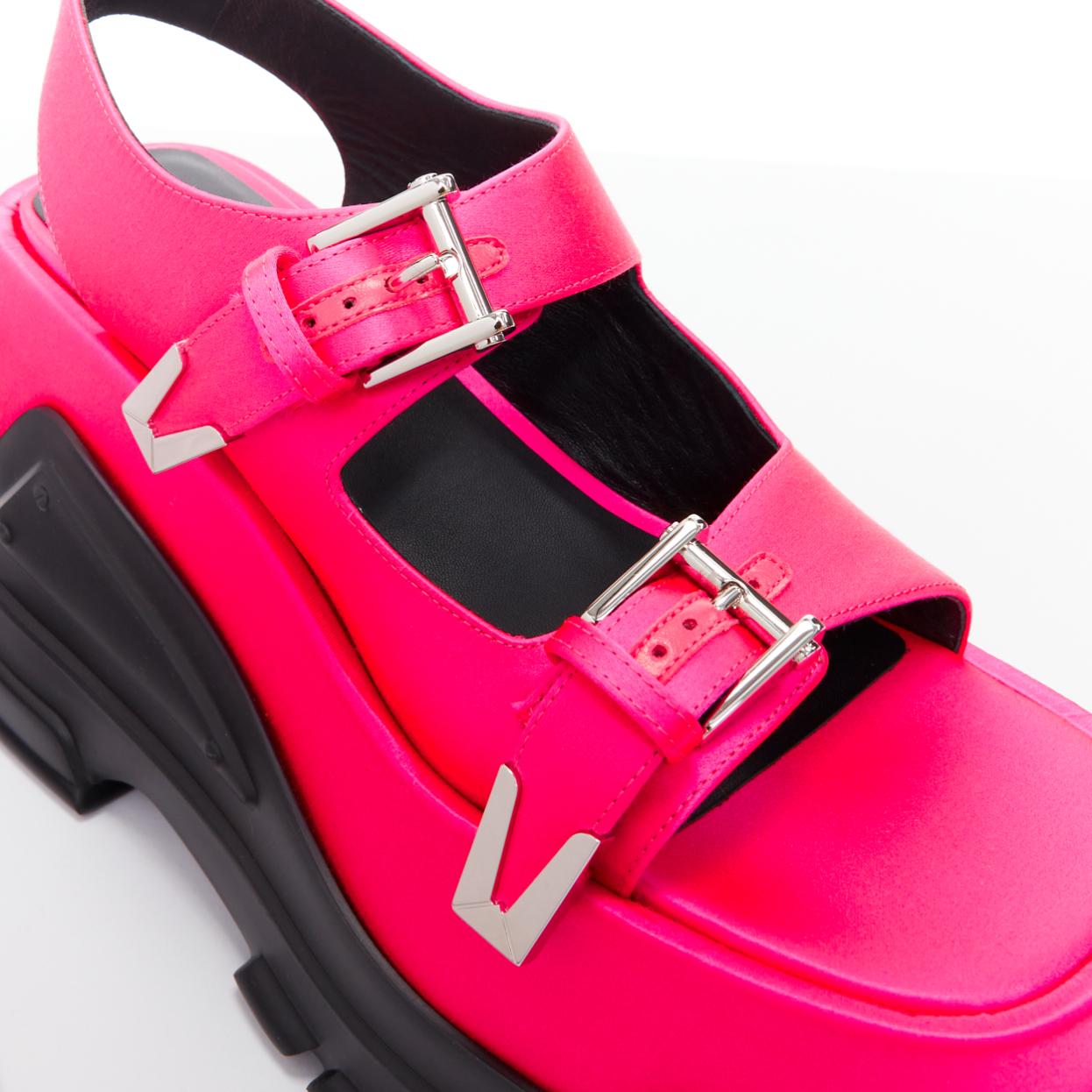 Neu VERSACE Anthem 120 Tropical Pink fuschiafarbene satinierte Plateau-Sandalen aus Satin EU38 im Angebot 3