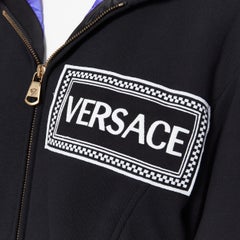 new VERSACE AW18 Pillow Talk 90's vintage logo purple quilted cropped hoodie XS