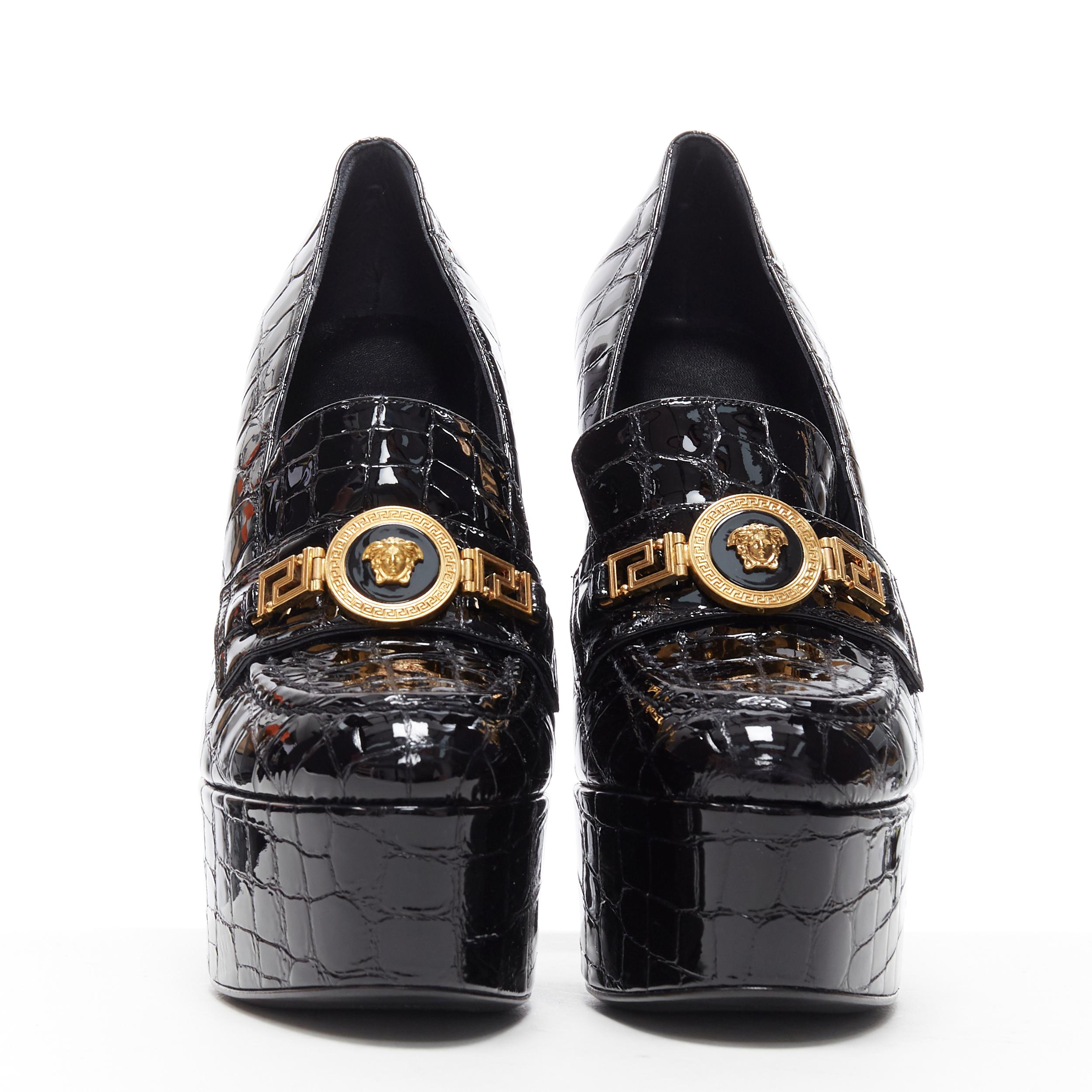 Nero new VERSACE AW18 Runway mock croc patent chain Medusa platform loafer pump EU38