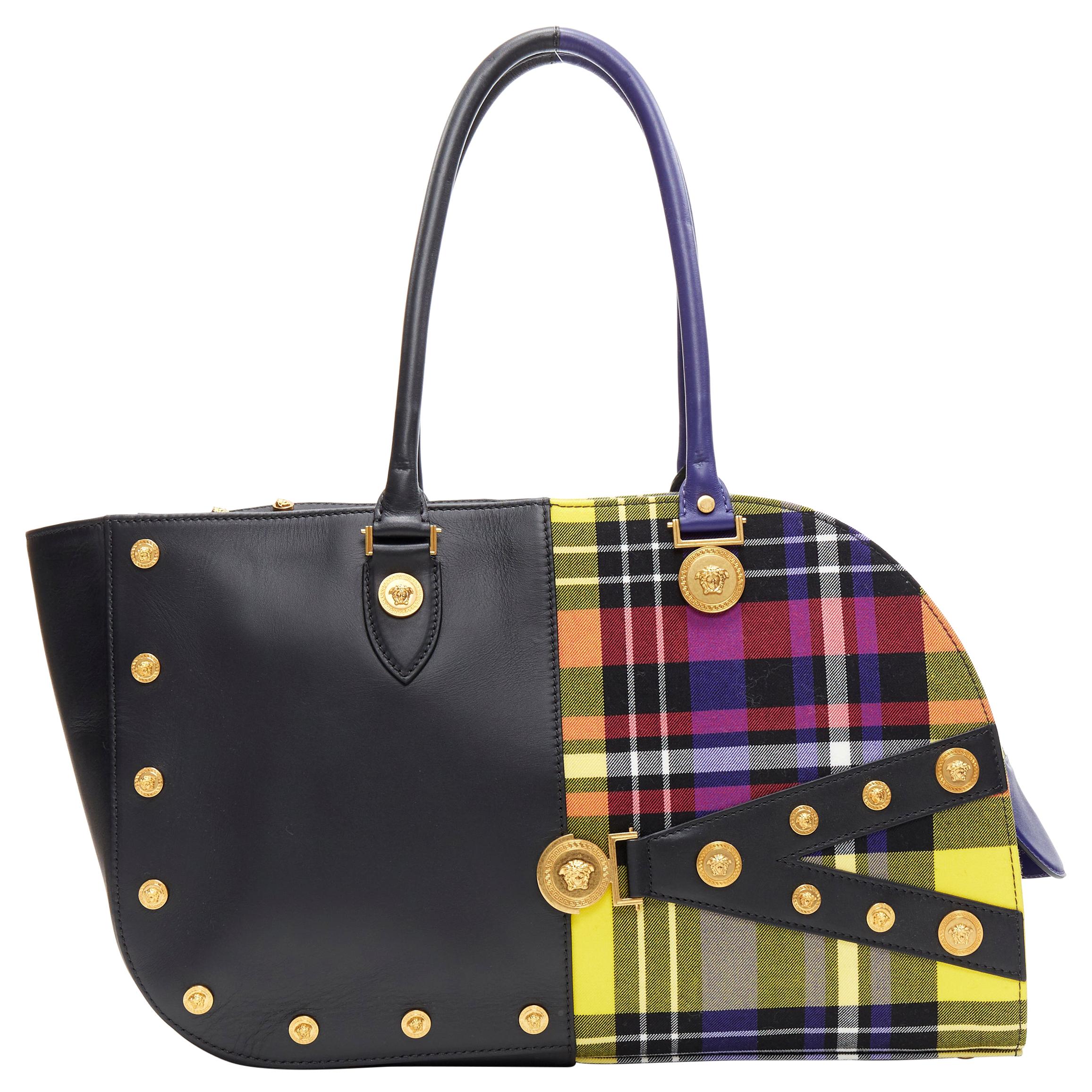 new VERSACE AW18 Runway The Clash black leather punk plaid Medusa stud tote bag