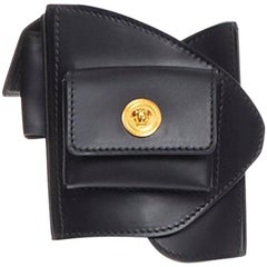 neu VERSACE AW19 schwarzes Kalbsleder gold Medusa Knopf Tasche Arm Wrap Tasche