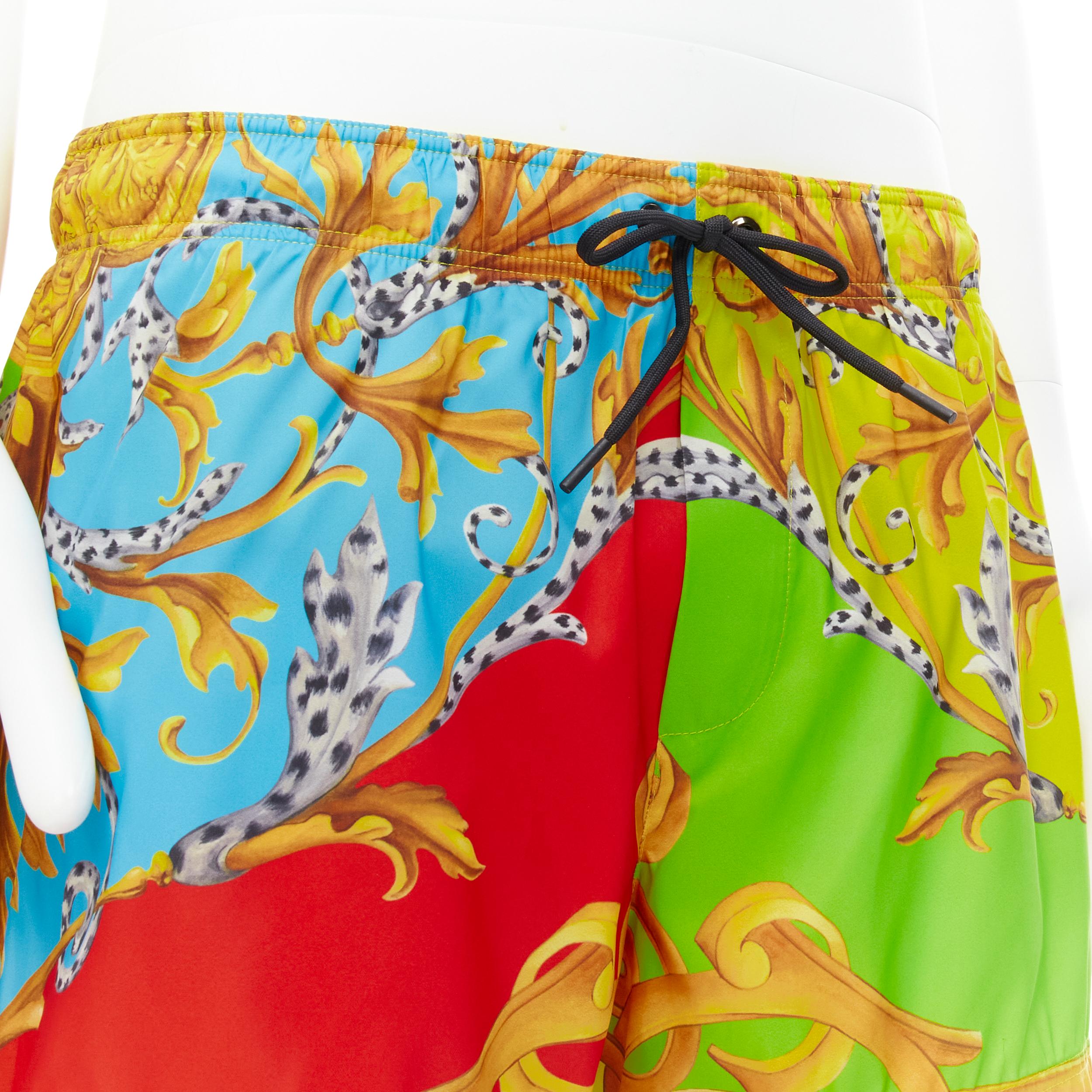 new VERSACE Barocco Acanthus Pop print swim trunk shorts IT5 L For Sale 1