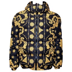 New VERSACE BLACK BAROQUE PRINT GOOSE DOWN PUFFER JACKET 50 - 40 (L)