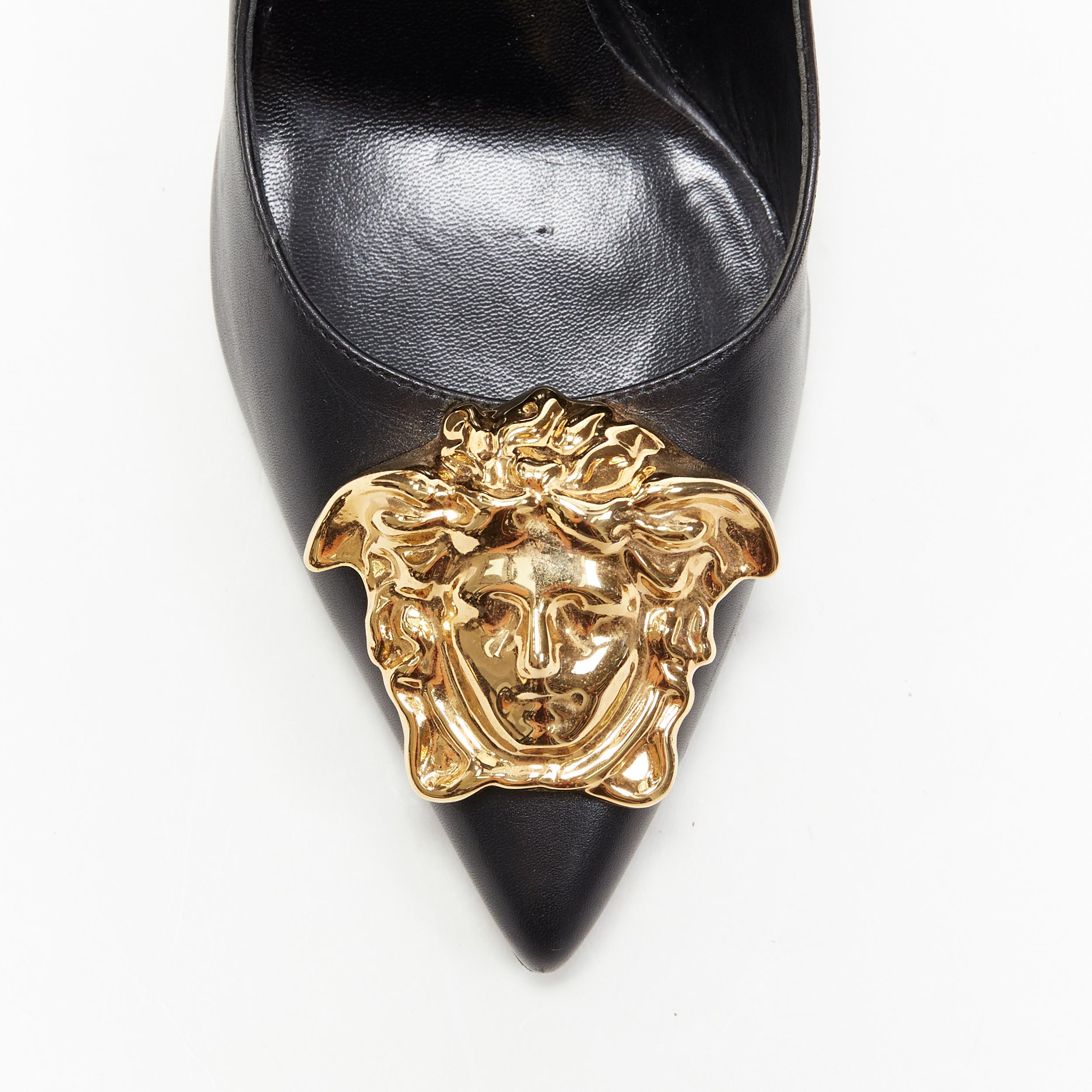 nuevo VERSACE piel de becerro negra oro Medusa tacón metálico puntiagudo bomba pigalle EU38 3