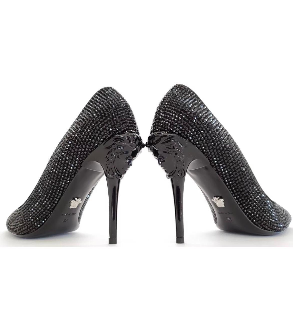 Women's New Versace Black Crystal Palazzo Pumps Shoes Size 37 - 7 For Sale