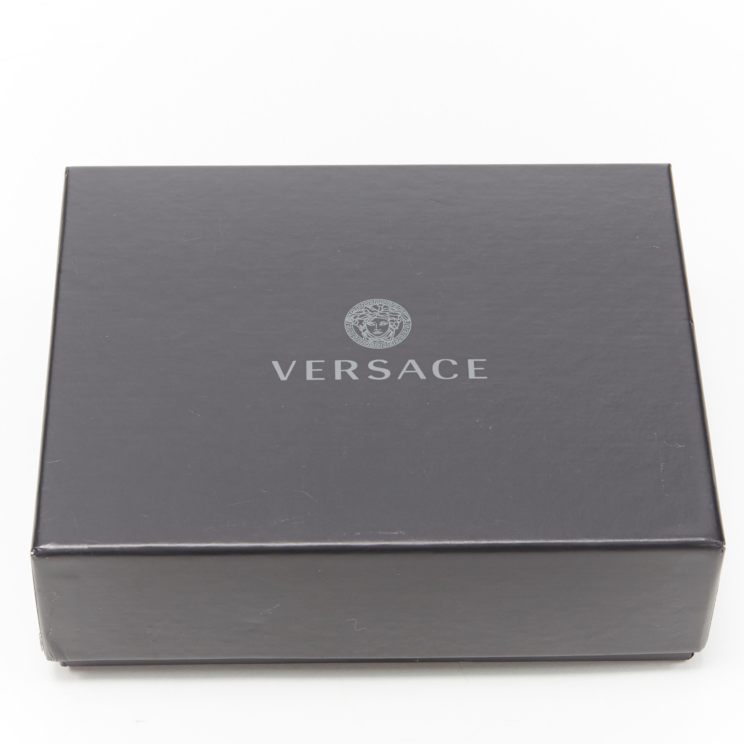 new VERSACE Black Gold Baroque print leather gold Medusa face zip around wallet In New Condition In Hong Kong, NT