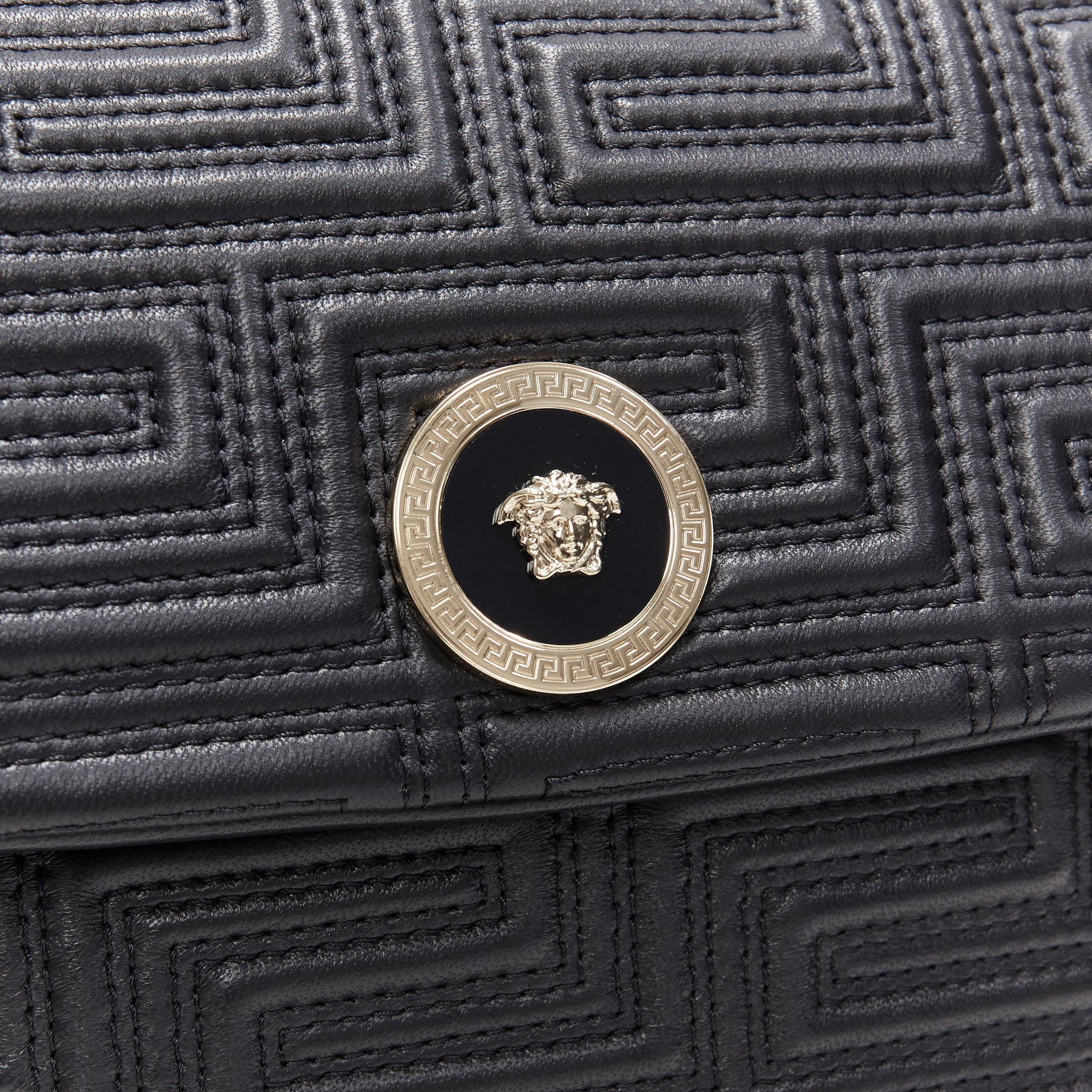 nuova VERSACE borsa a spalla grande in pelle di agnello nera Greca cucita Medusa con patta 3