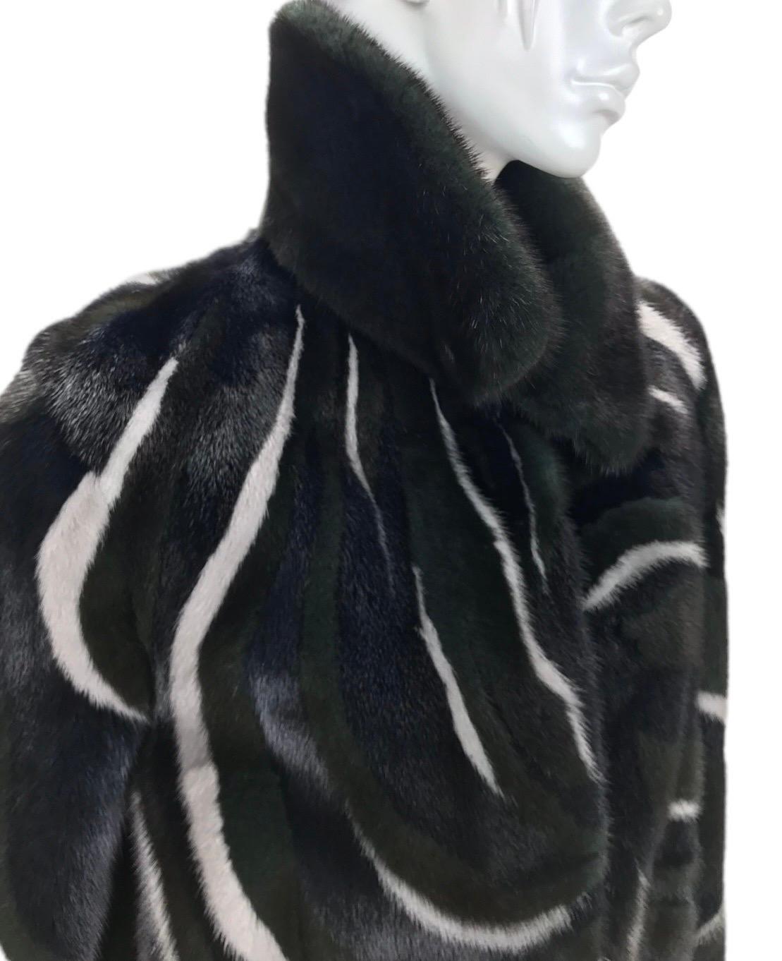 New Versace Black Mink Fur Jacket 38 In New Condition For Sale In Montgomery, TX