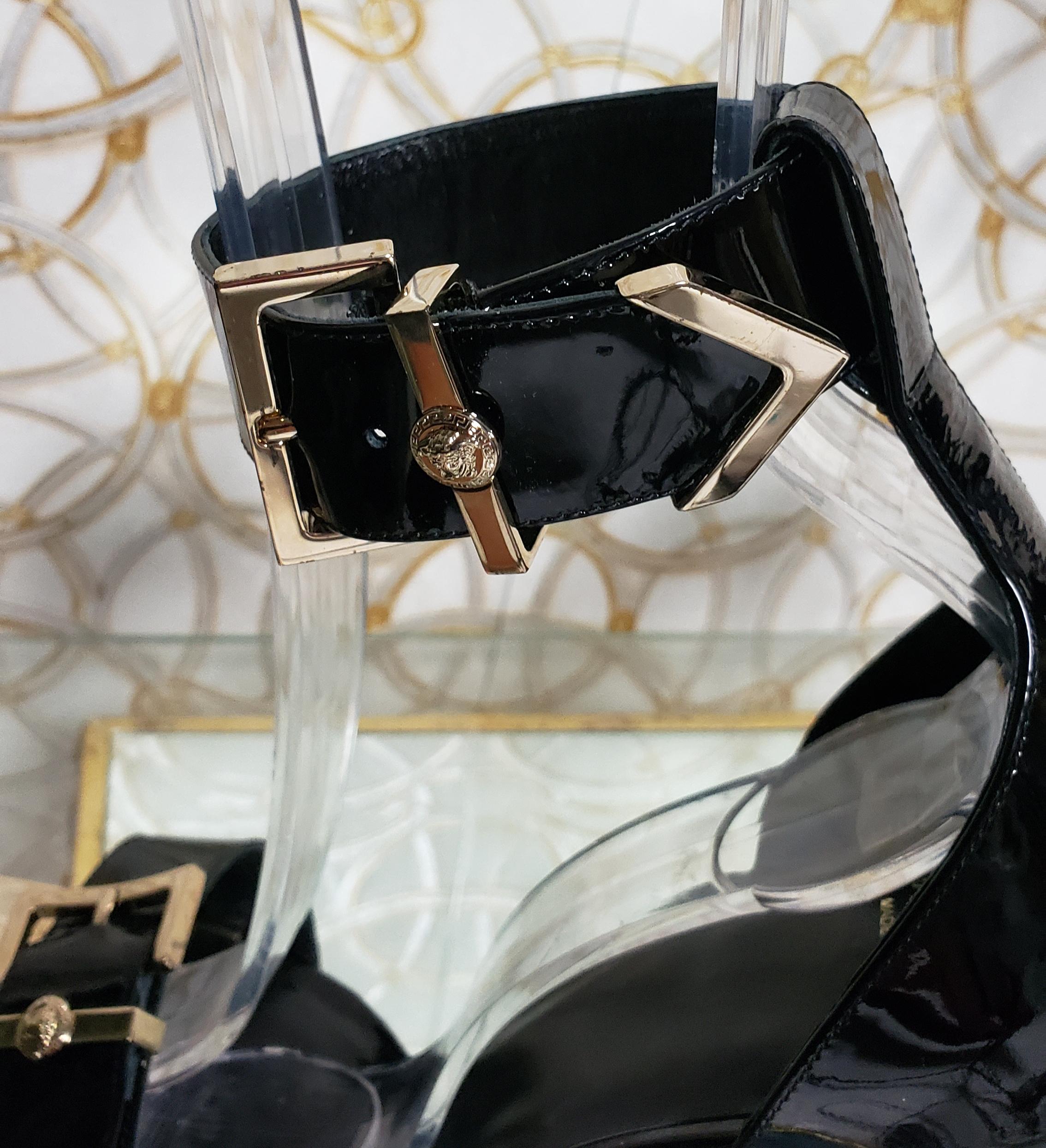 New VERSACE black patent leather plexiglass platform sandals 36; 39; 40 For Sale 1