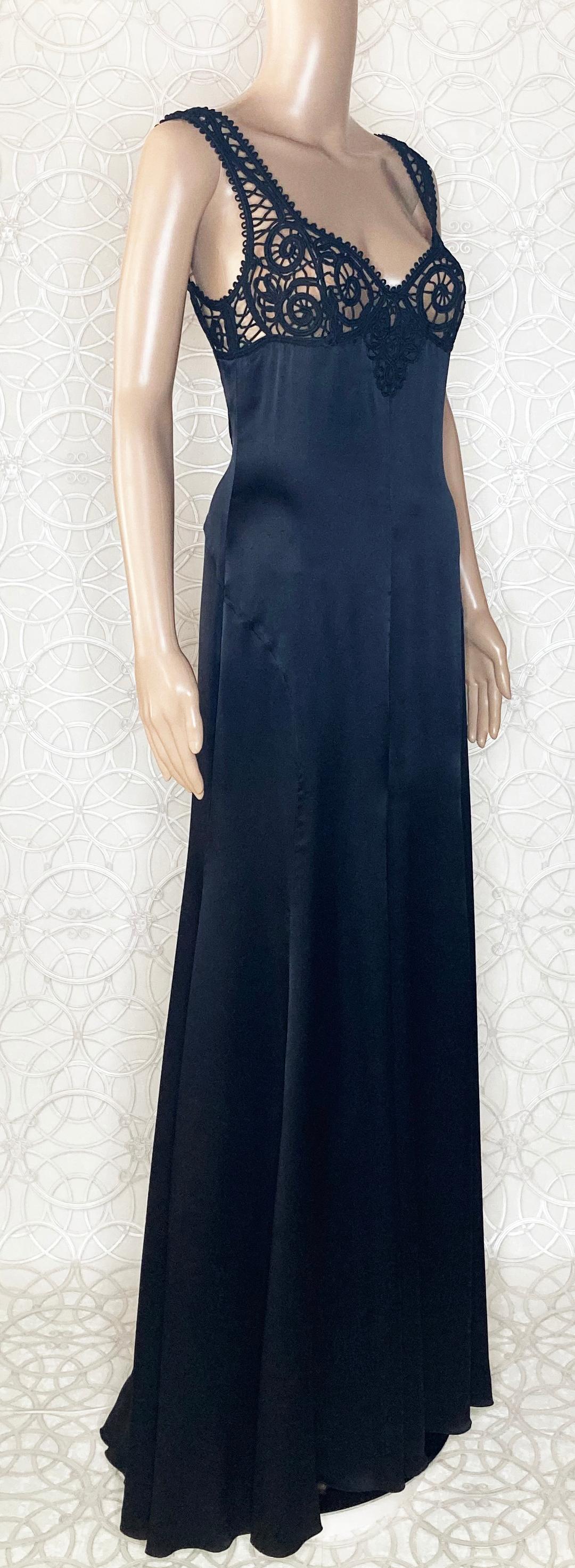 NEW VERSACE BLACK SILK MACRAME LONG DRESS Gown 42 - 6 For Sale 2