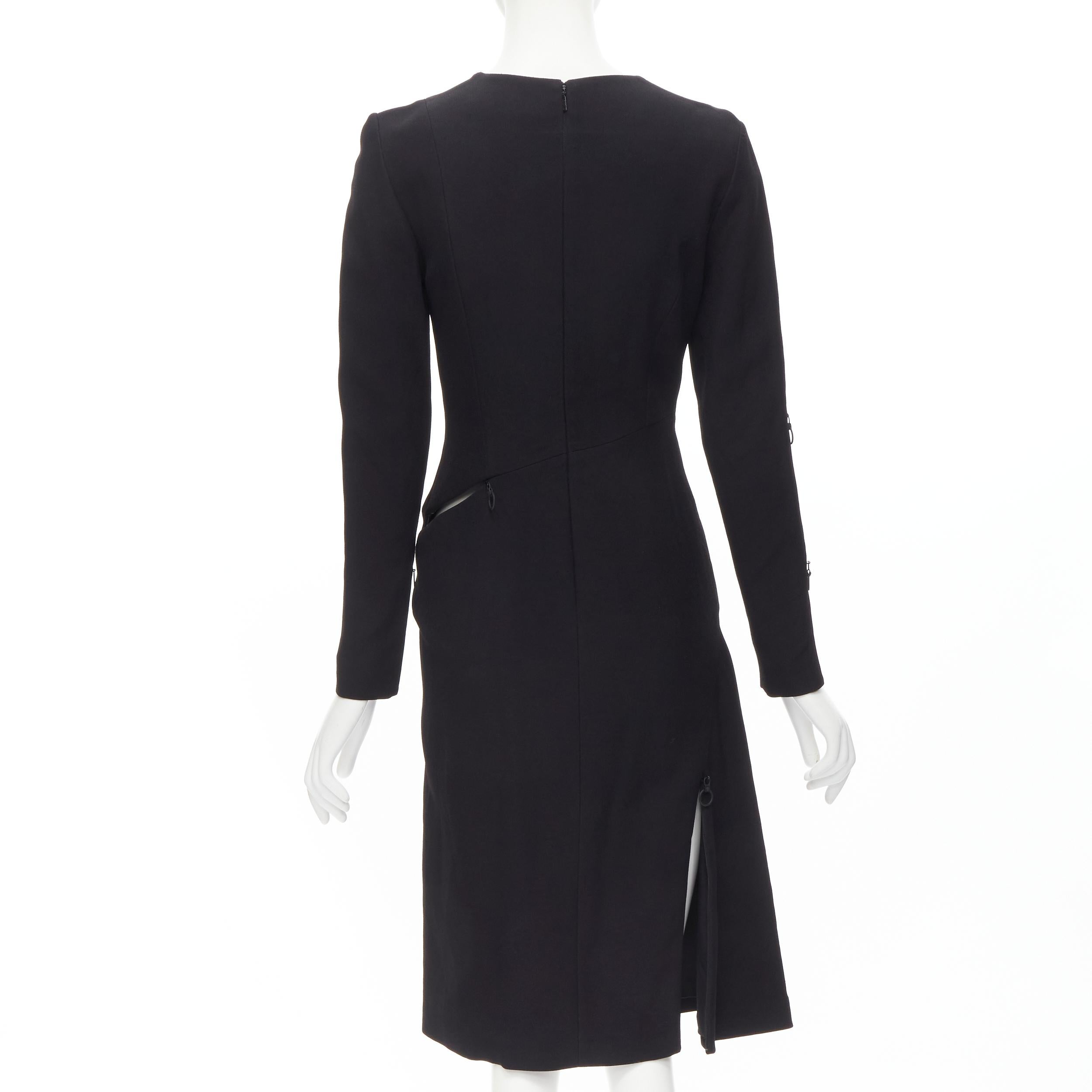 Neu VERSACE Schwarzes Kleid aus Wollkrepp mit Medusa-Ring und unregelmäßigem Reißverschlussdetail IT38 S im Angebot 1