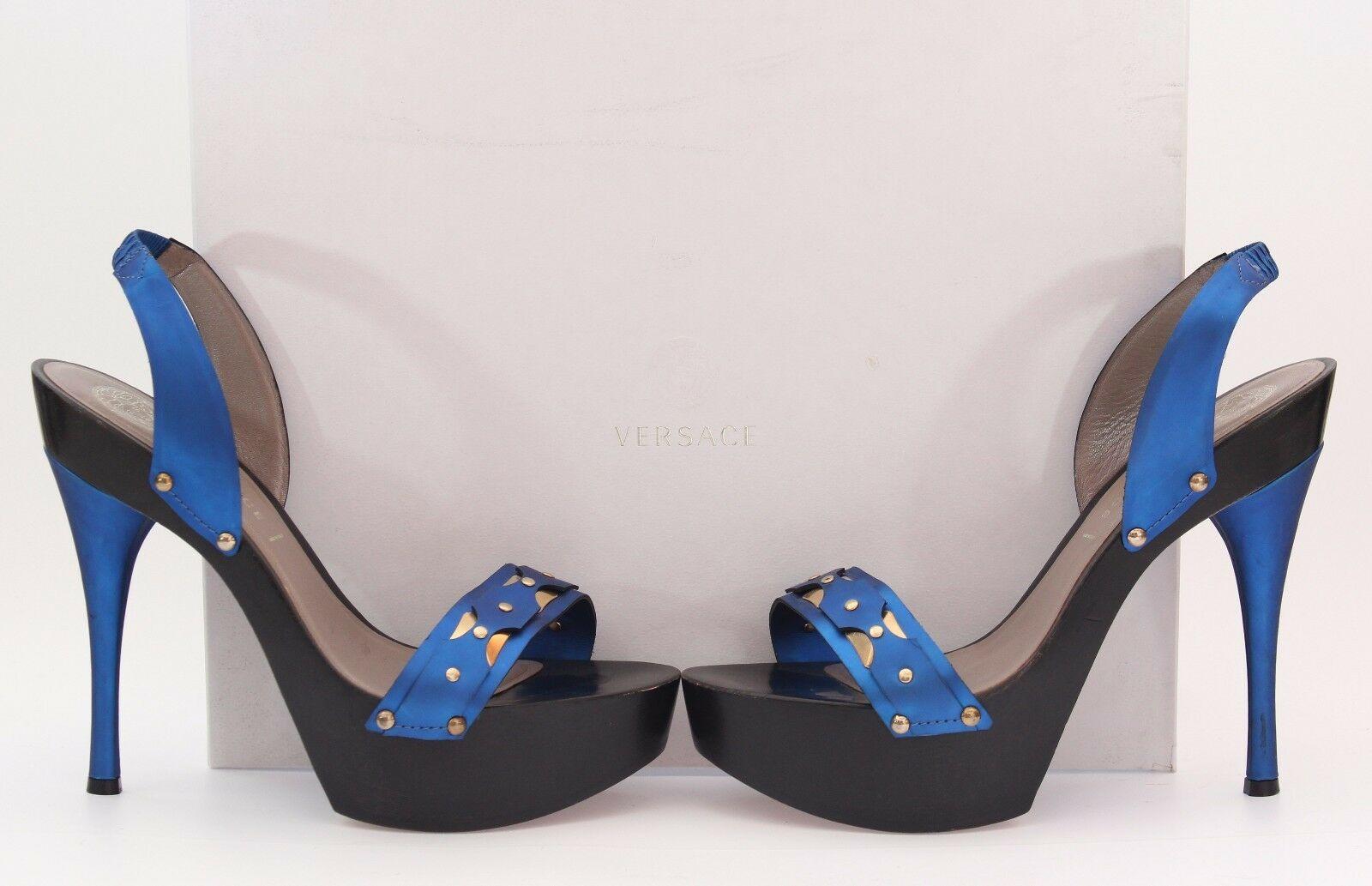 VERSACE 




Studded platform sandals

Blue Metallic

Studs

Content: 100% leather
 
IT Size 40 - US 10



Made in Italy

Brand new
Comes with Versace box and Versace signature dust bag.

 100% authentic guarantee 


       PLEASE VISIT OUR STORE