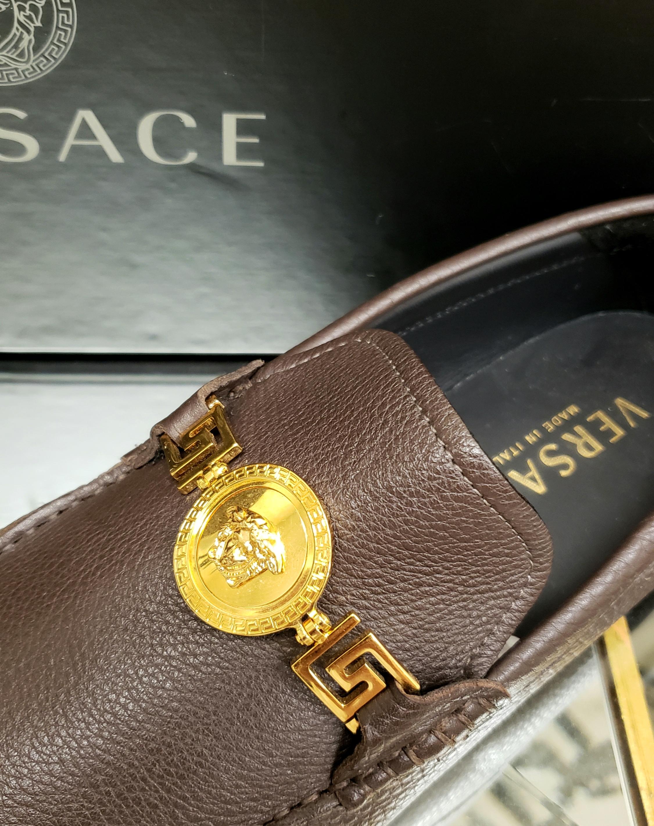 Men's VERSACE BROWN LEATHER LOAFER SHOES w/MEDUSA MEDALLION as seen in movie Sz 9.5 For Sale
